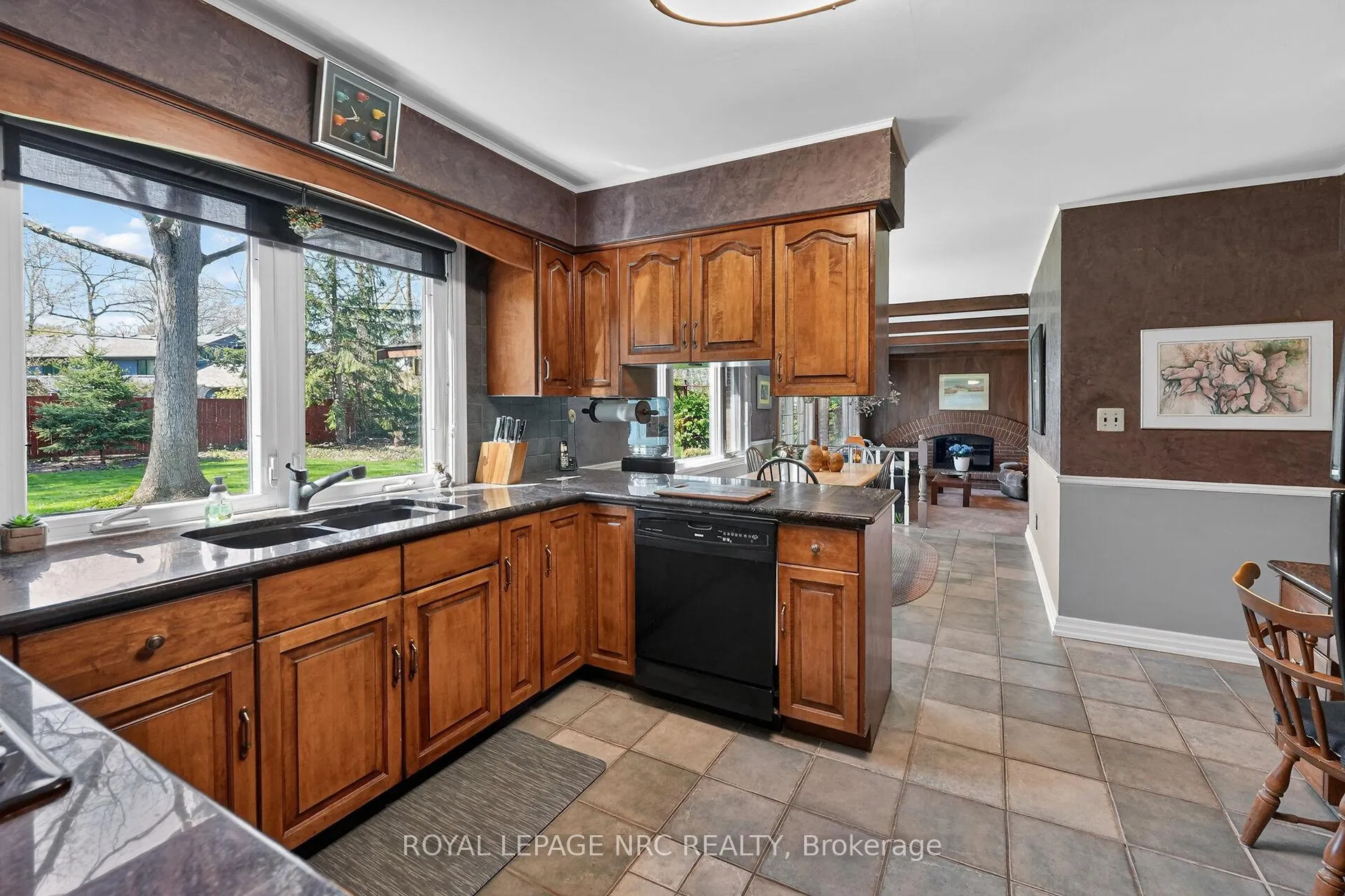 Photo 10 of 10 Briarfield Crescent, St. Catharines, Glendale/Glenridge — HOMEH