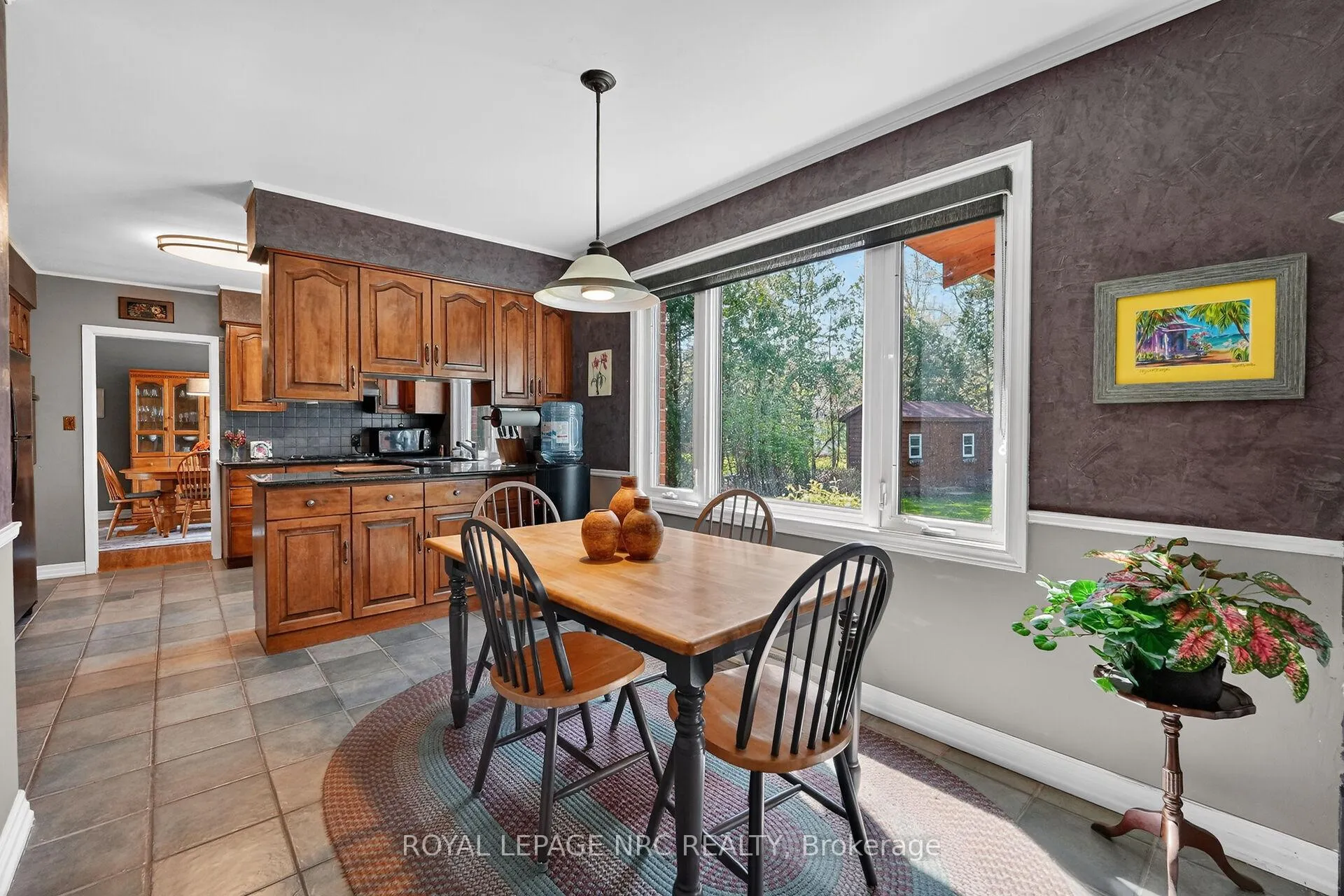 Photo 14 of 10 Briarfield Crescent, St. Catharines, Glendale/Glenridge — HOMEH