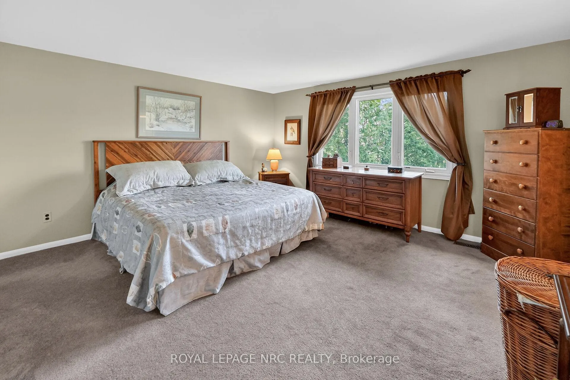 Photo 18 of 10 Briarfield Crescent, St. Catharines, Glendale/Glenridge — HOMEH