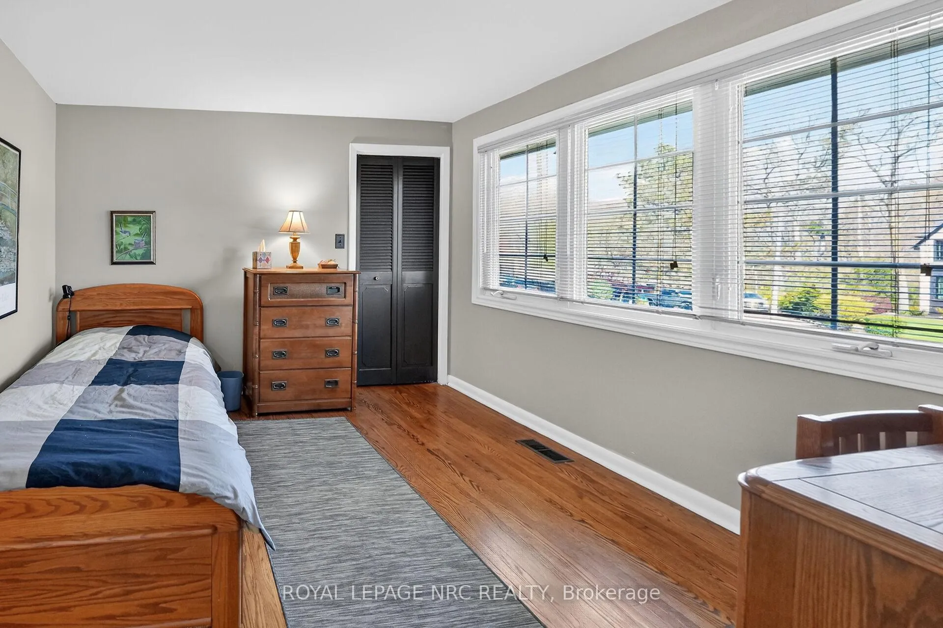 Photo 28 of 10 Briarfield Crescent, St. Catharines, Glendale/Glenridge — HOMEH