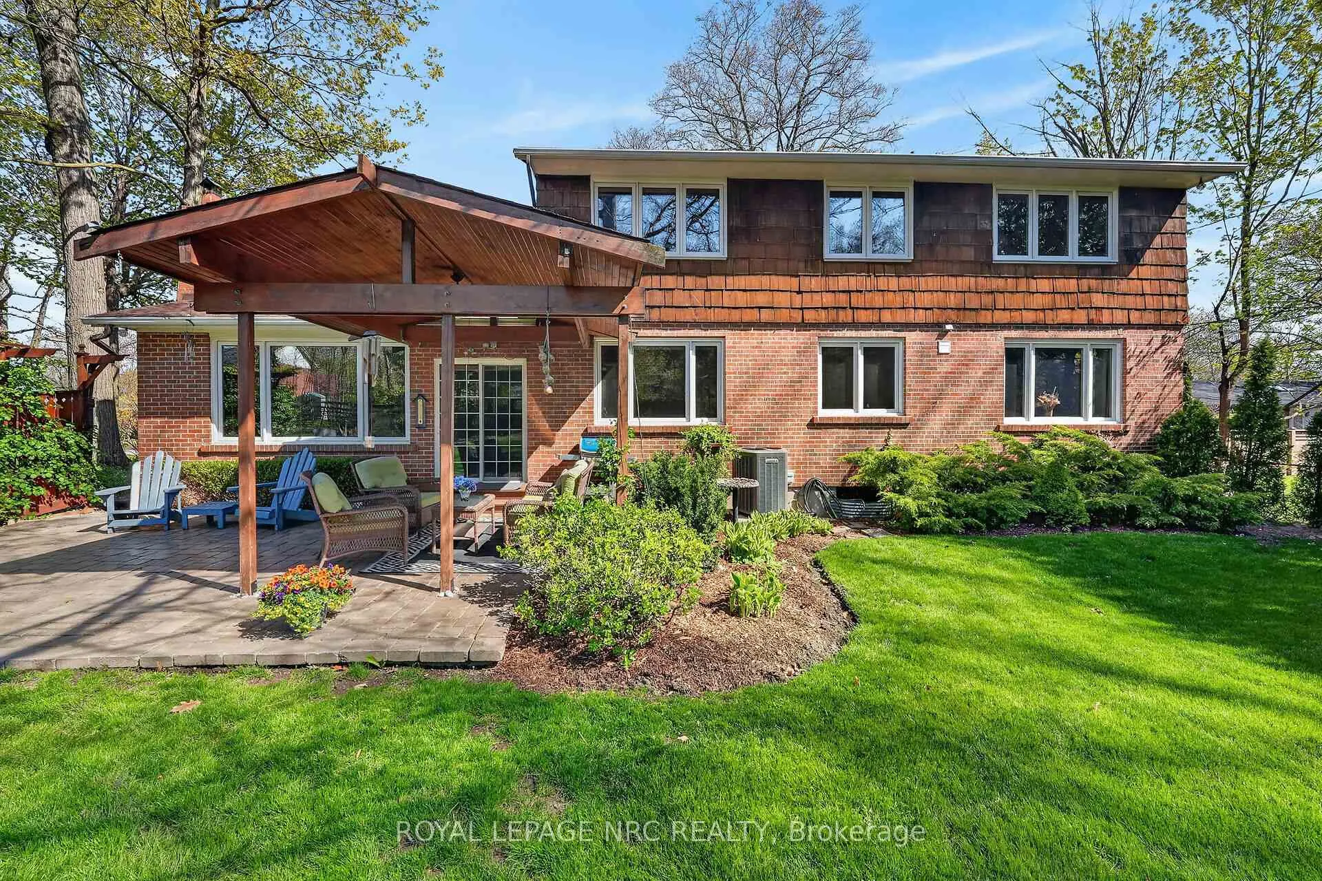 Photo 41 of 10 Briarfield Crescent, St. Catharines, Glendale/Glenridge — HOMEH