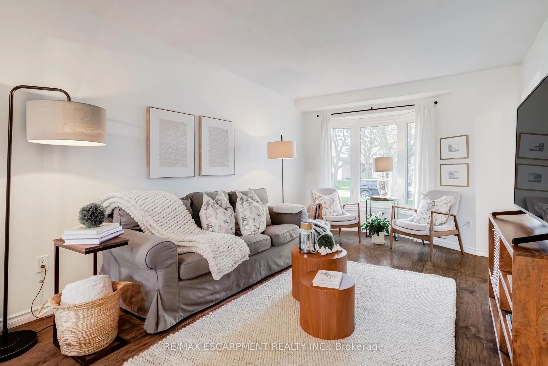 Photo 13 of 1527 Riley Avenue, Burlington, Palmer — HOMEH