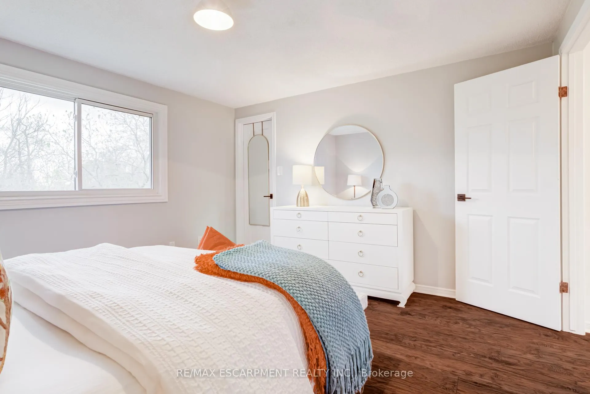 Photo 22 of 1527 Riley Avenue, Burlington, Palmer — HOMEH