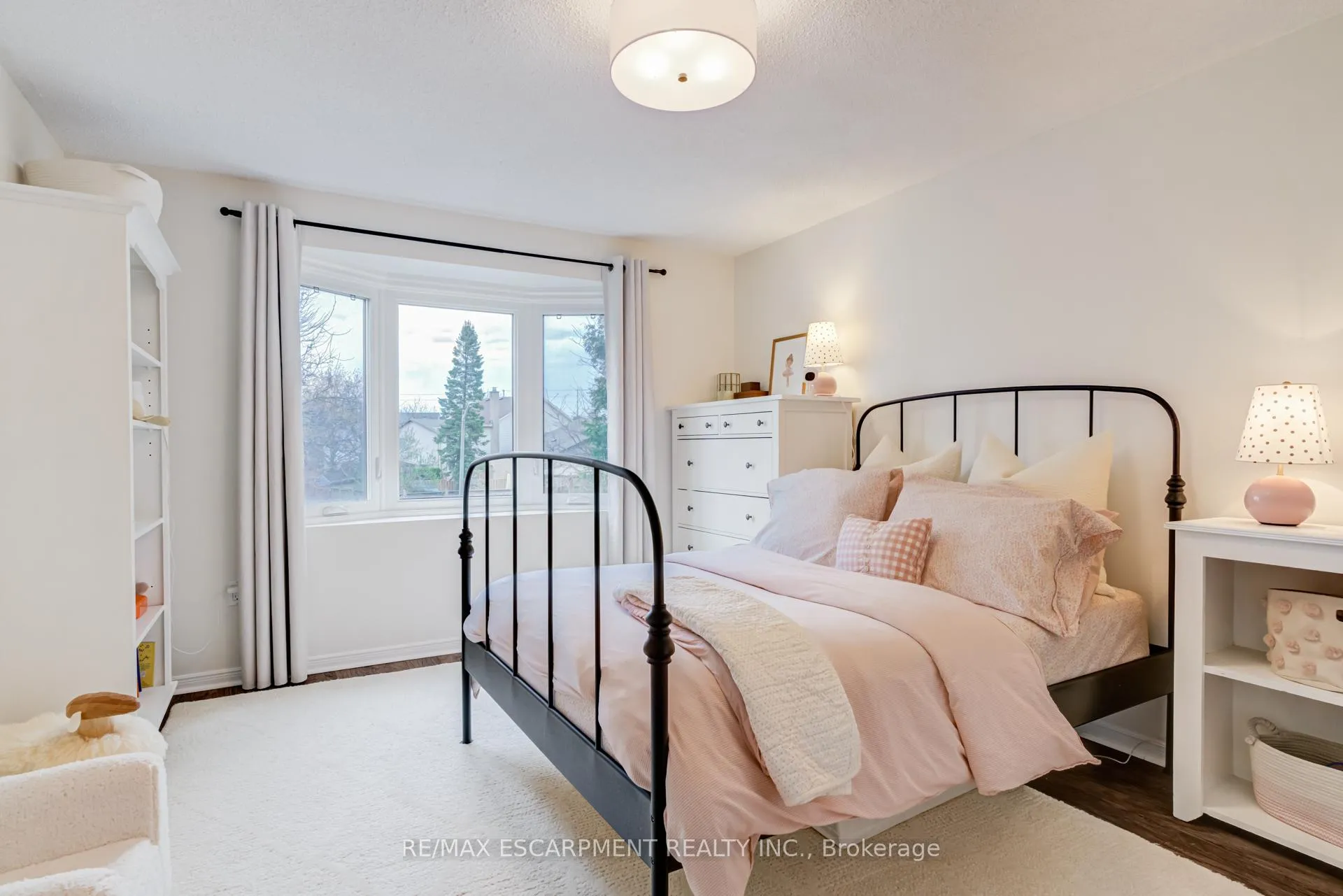 Photo 23 of 1527 Riley Avenue, Burlington, Palmer — HOMEH