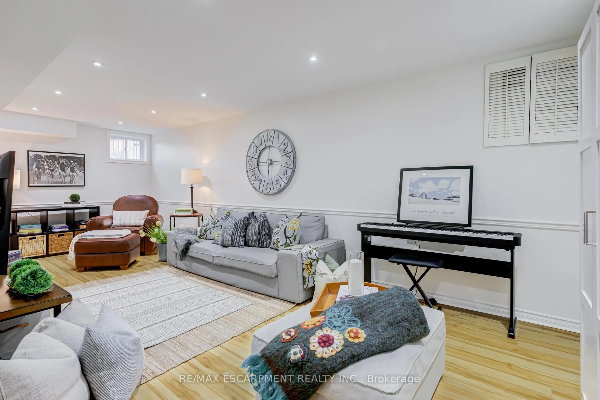 Photo 32 of 1527 Riley Avenue, Burlington, Palmer — HOMEH
