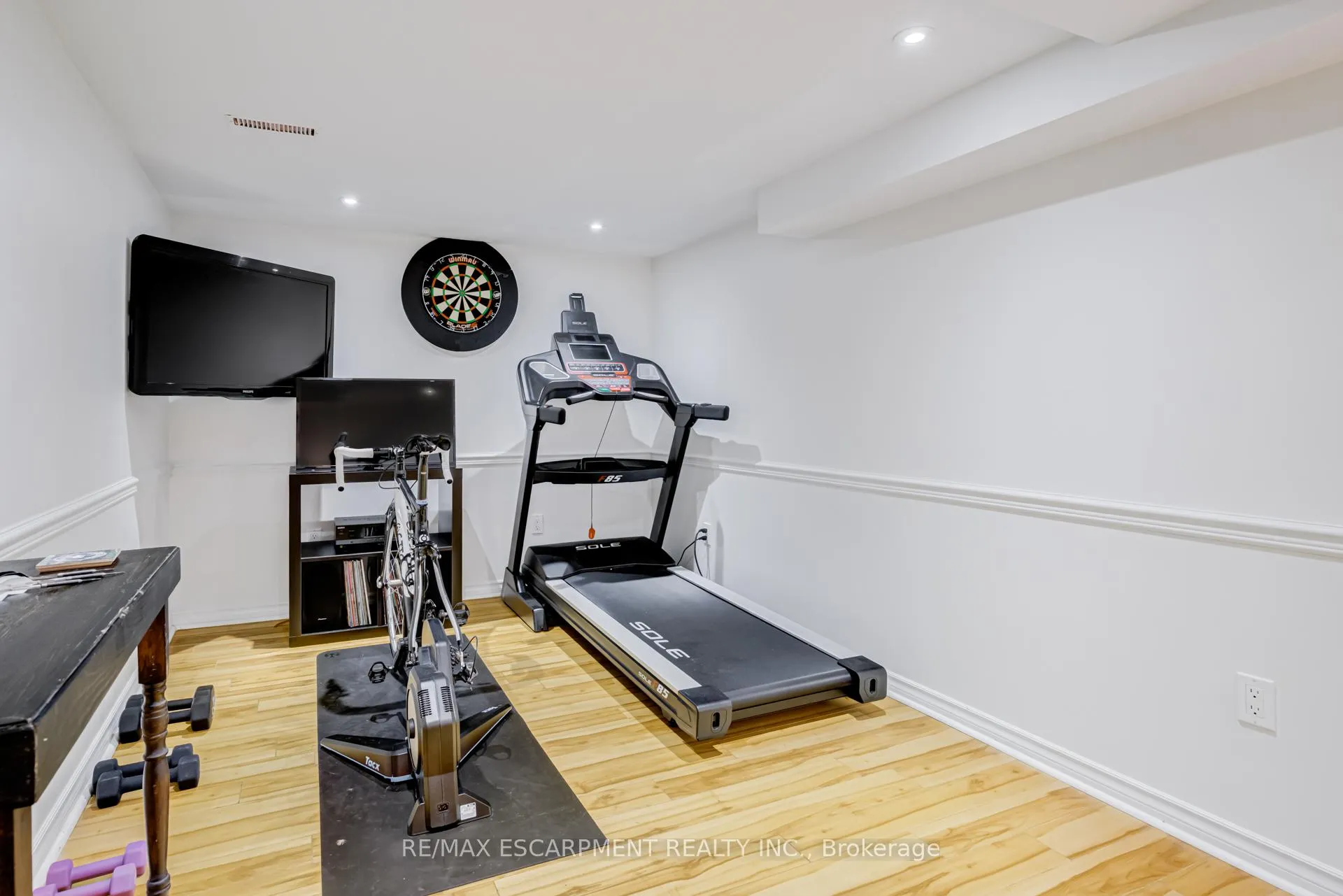 Photo 36 of 1527 Riley Avenue, Burlington, Palmer — HOMEH