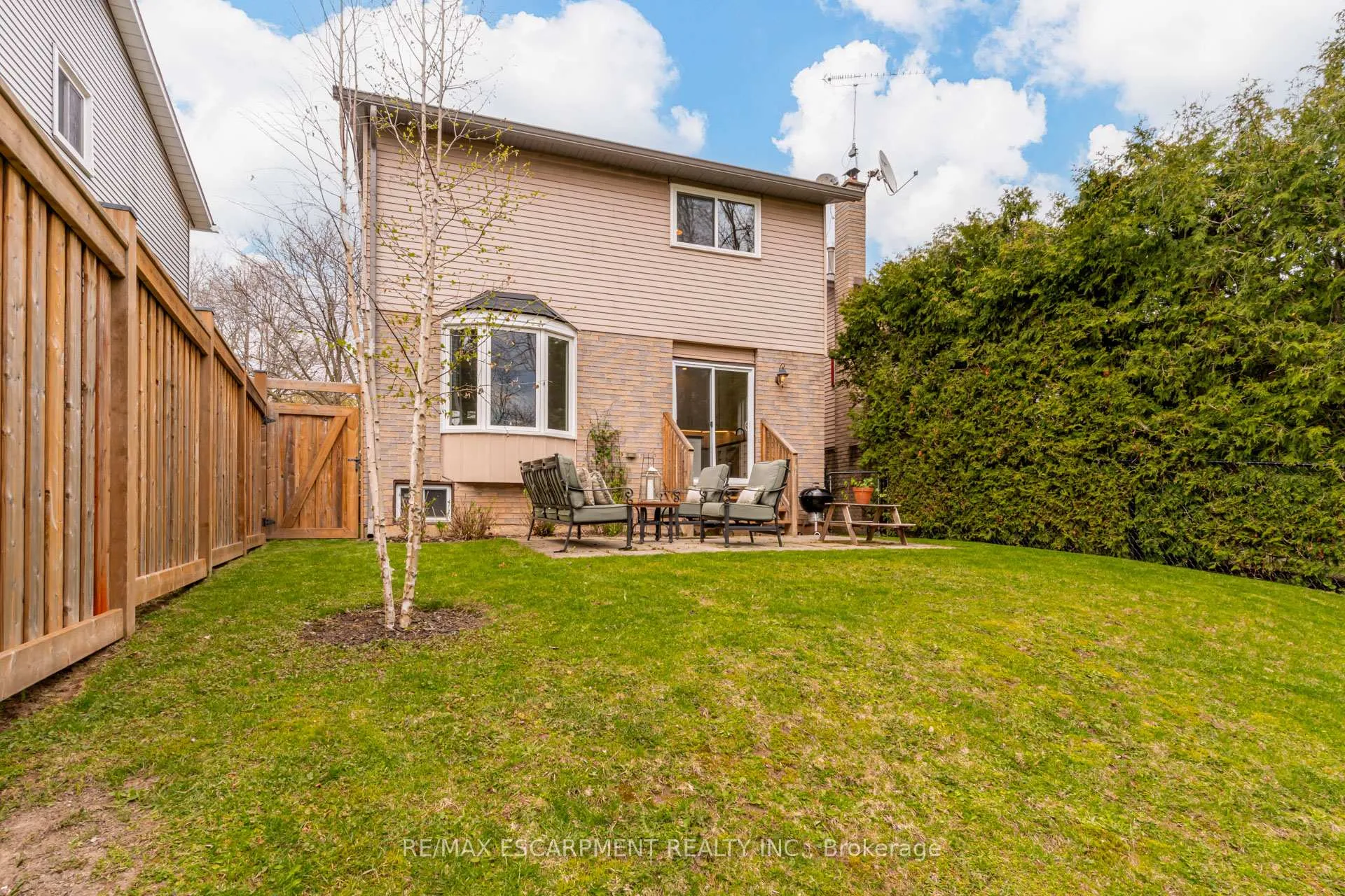 Photo 43 of 1527 Riley Avenue, Burlington, Palmer — HOMEH