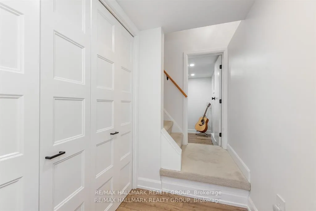 Photo 12 of 324 Montfort Street, Ottawa, Vanier — HOMEH