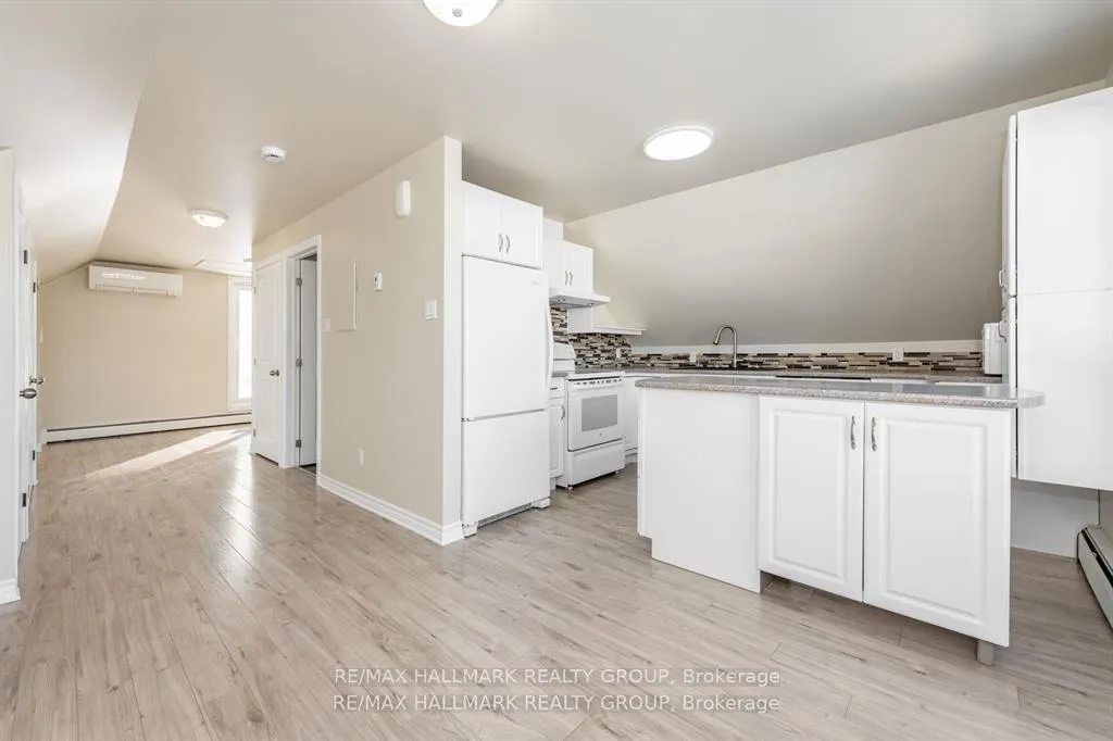 Photo 31 of 324 Montfort Street, Ottawa, Vanier — HOMEH