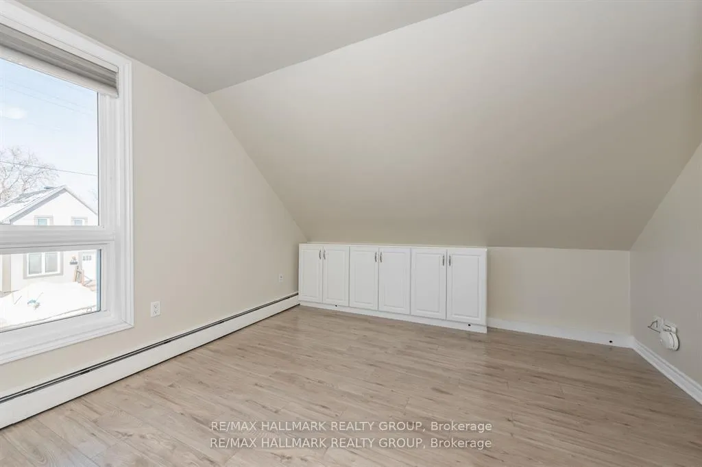 Photo 34 of 324 Montfort Street, Ottawa, Vanier — HOMEH