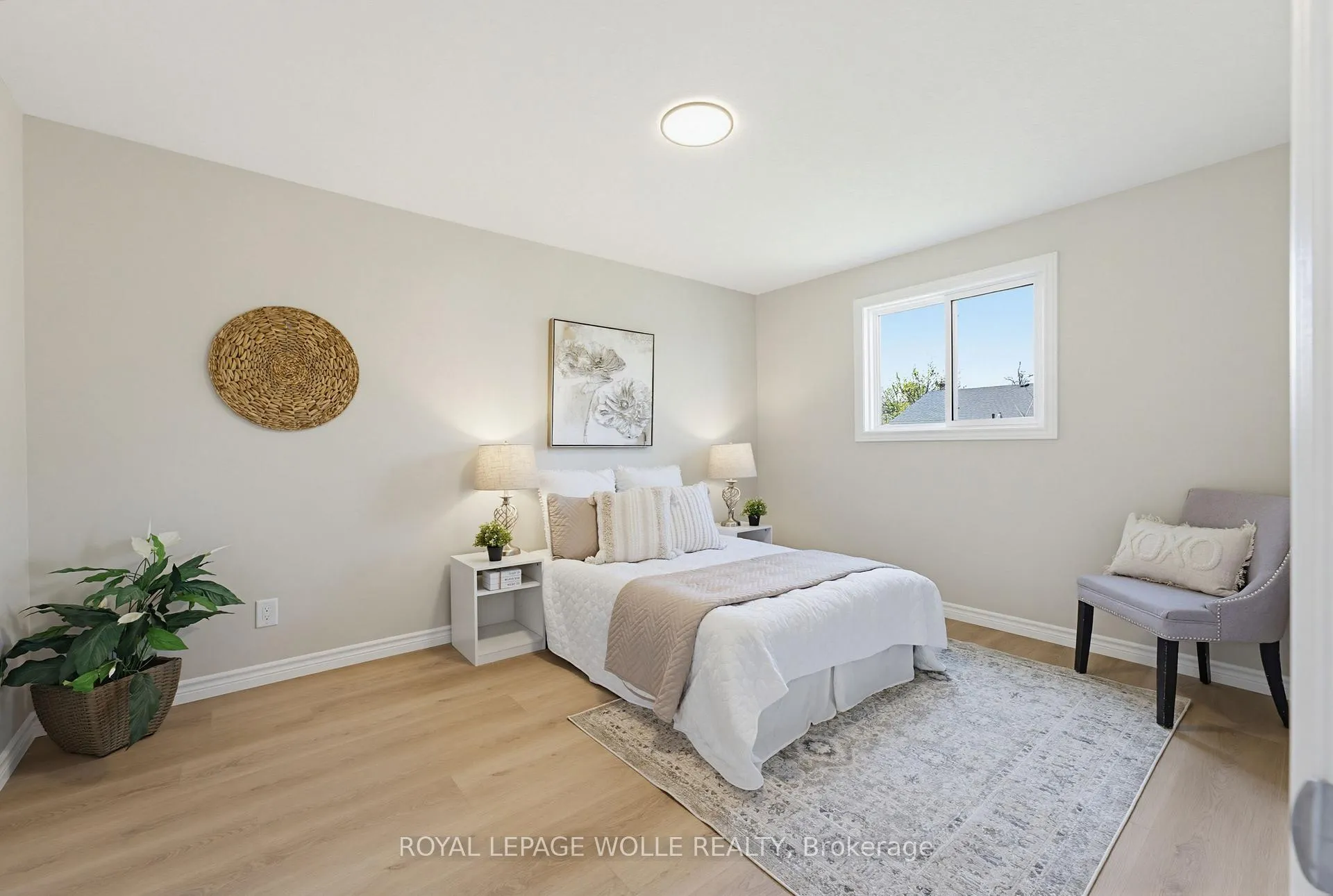 Photo 16 of 99 Oakhurst Crescent, Waterloo — HOMEH