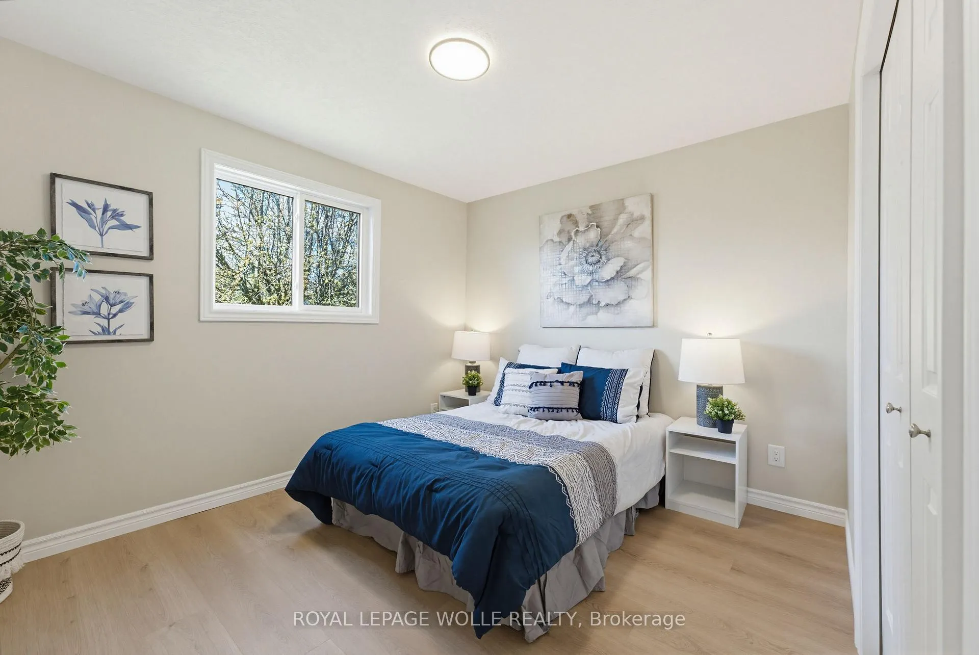 Photo 17 of 99 Oakhurst Crescent, Waterloo — HOMEH
