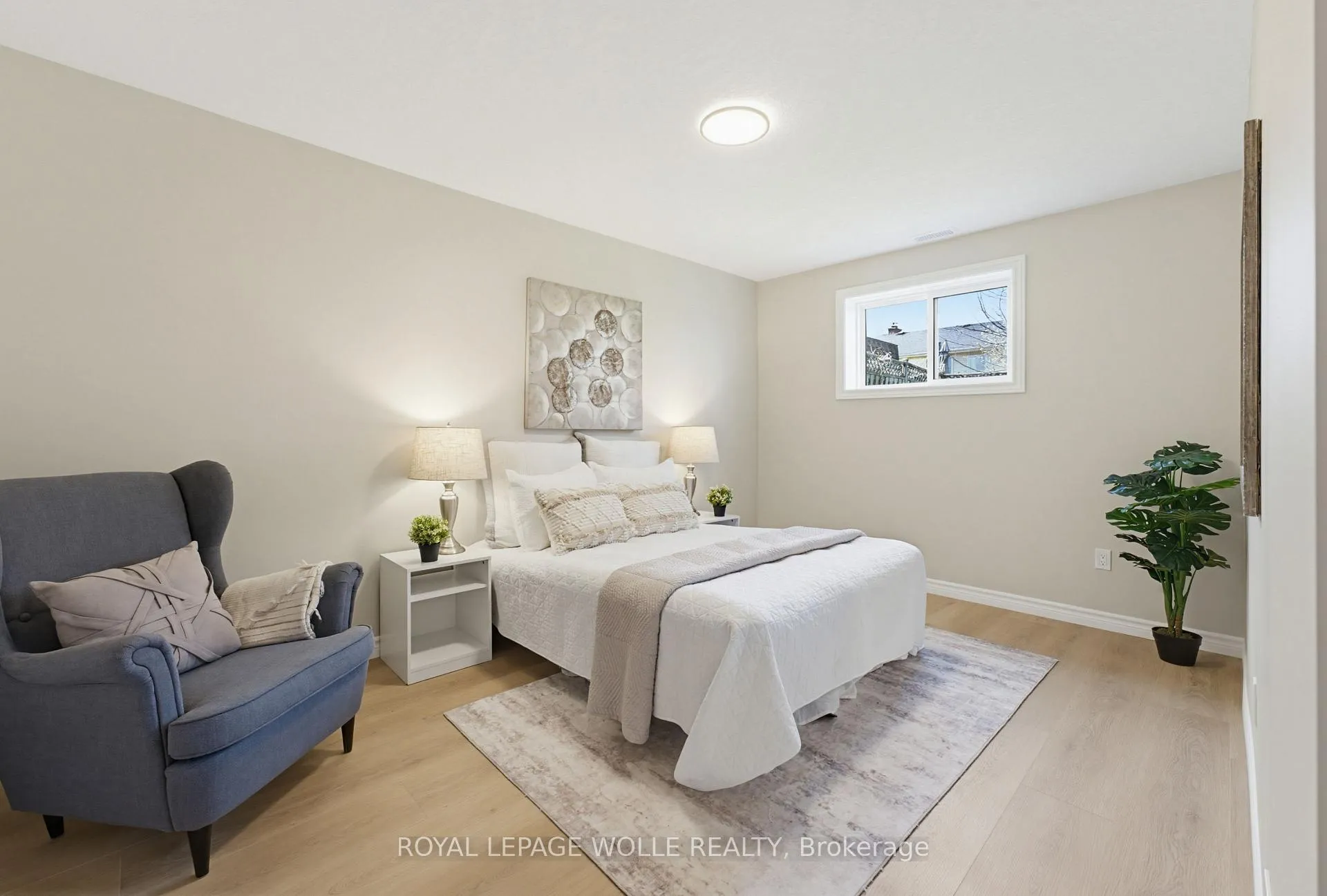 Photo 22 of 99 Oakhurst Crescent, Waterloo — HOMEH