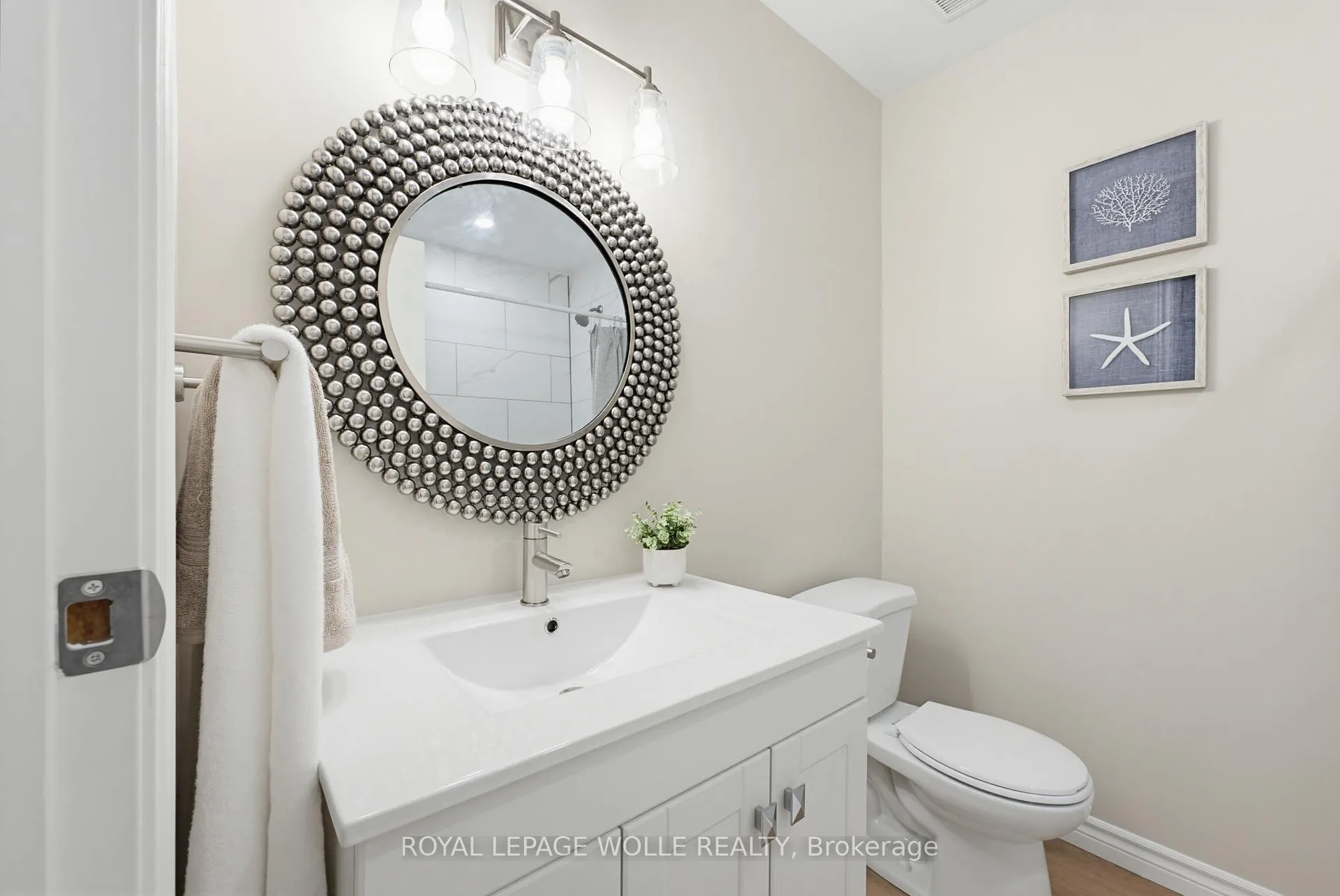Photo 24 of 99 Oakhurst Crescent, Waterloo — HOMEH