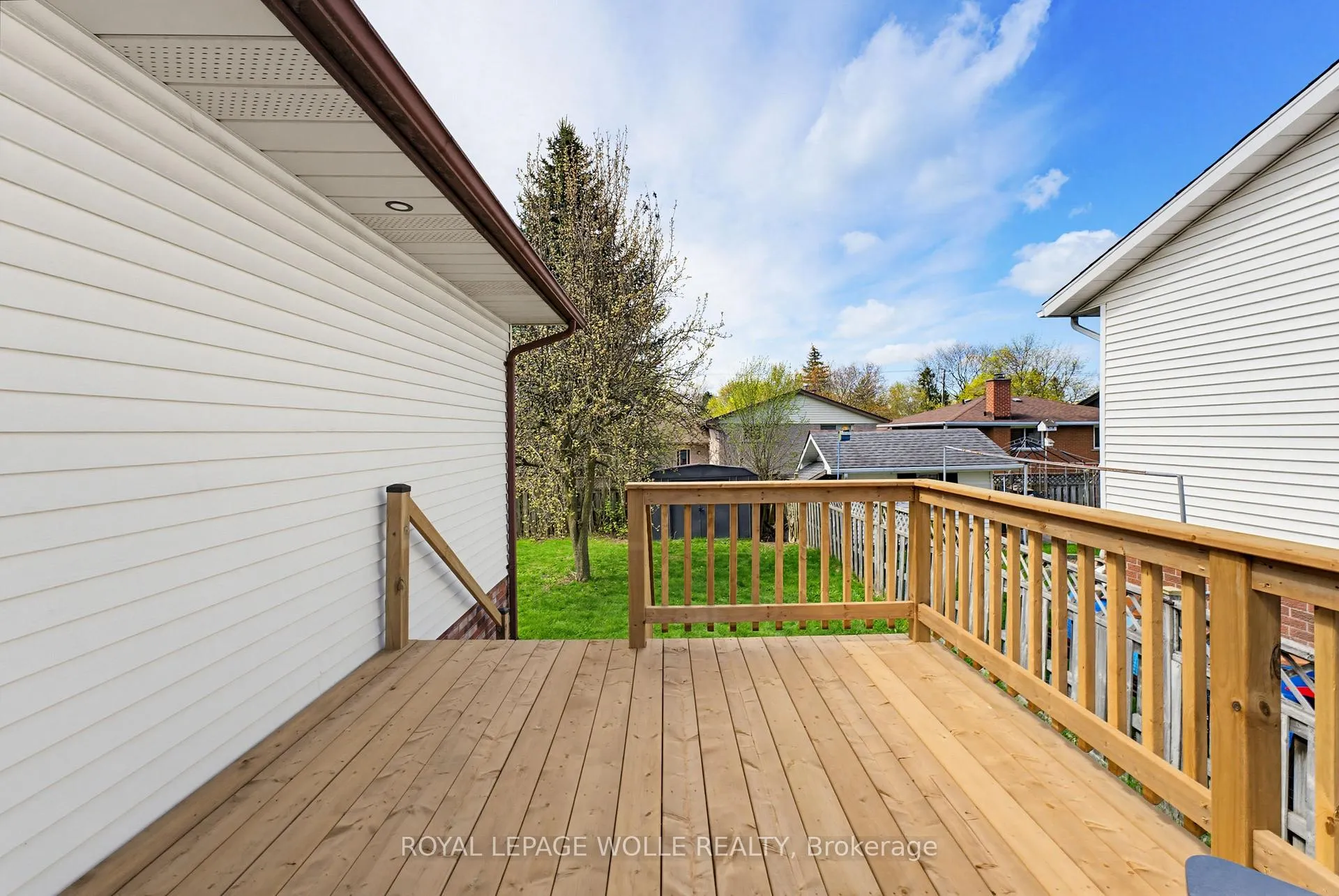 Photo 28 of 99 Oakhurst Crescent, Waterloo — HOMEH