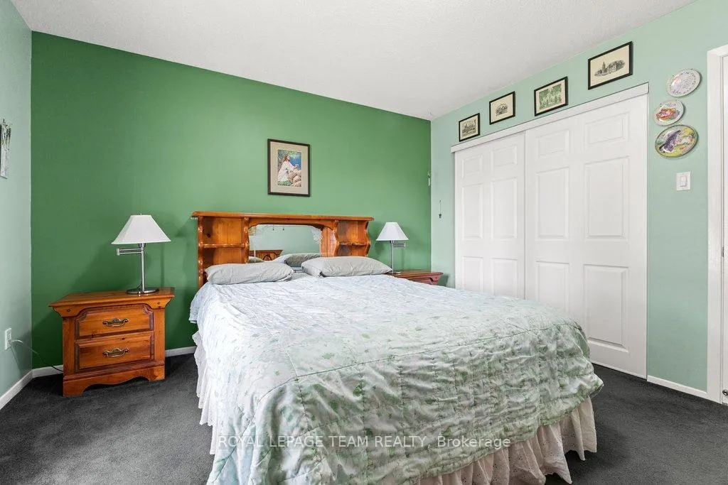 Photo 13 of 2368 Ogilvie Road, Ottawa, Beacon Hill North — HOMEH