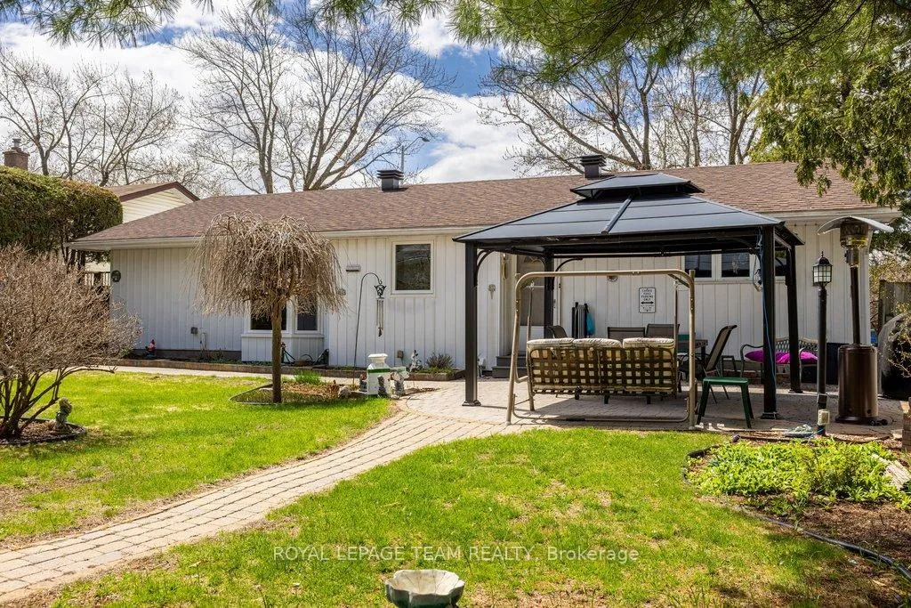 Photo 21 of 2368 Ogilvie Road, Ottawa, Beacon Hill North — HOMEH