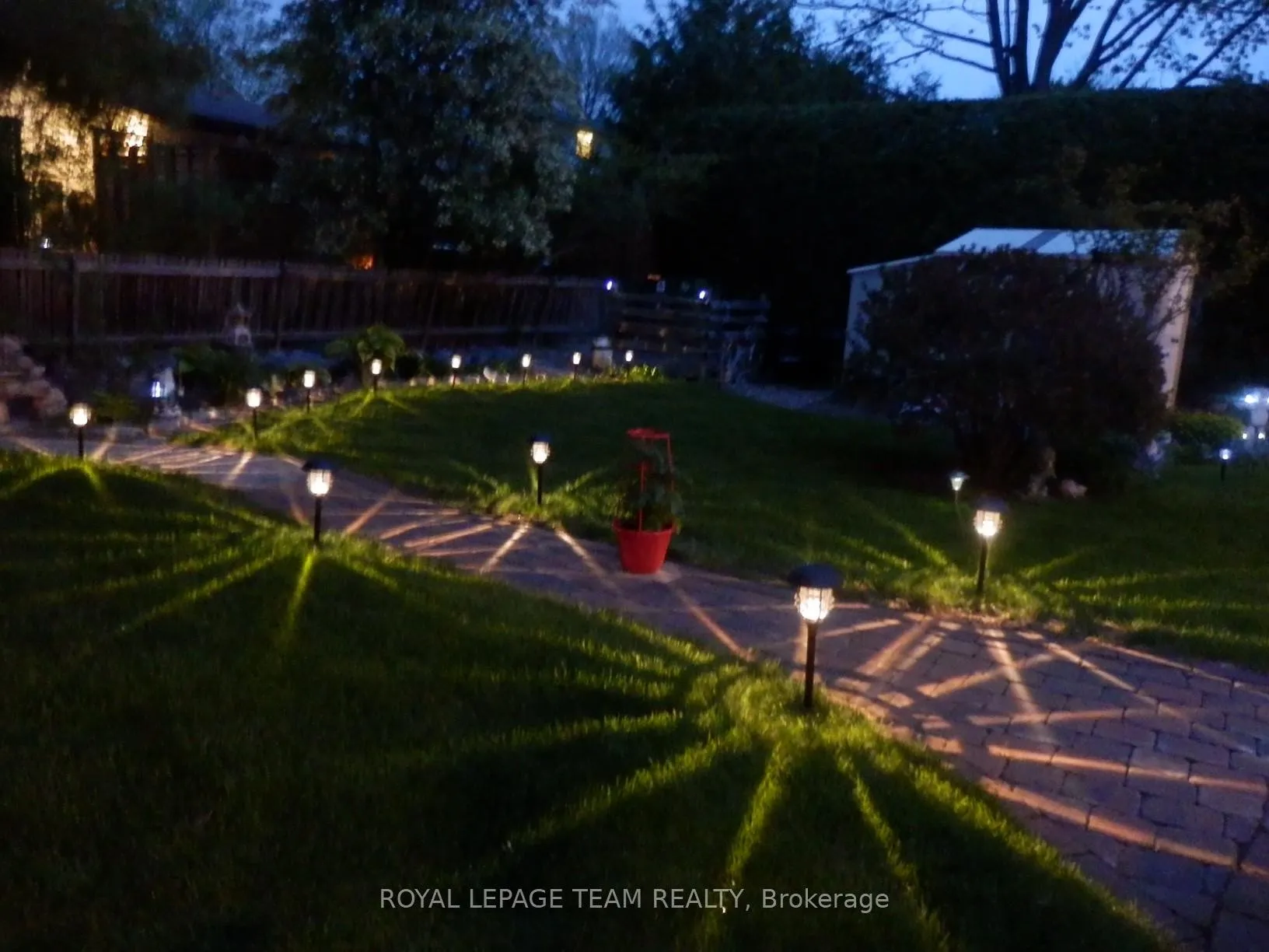 Photo 29 of 2368 Ogilvie Road, Ottawa, Beacon Hill North — HOMEH