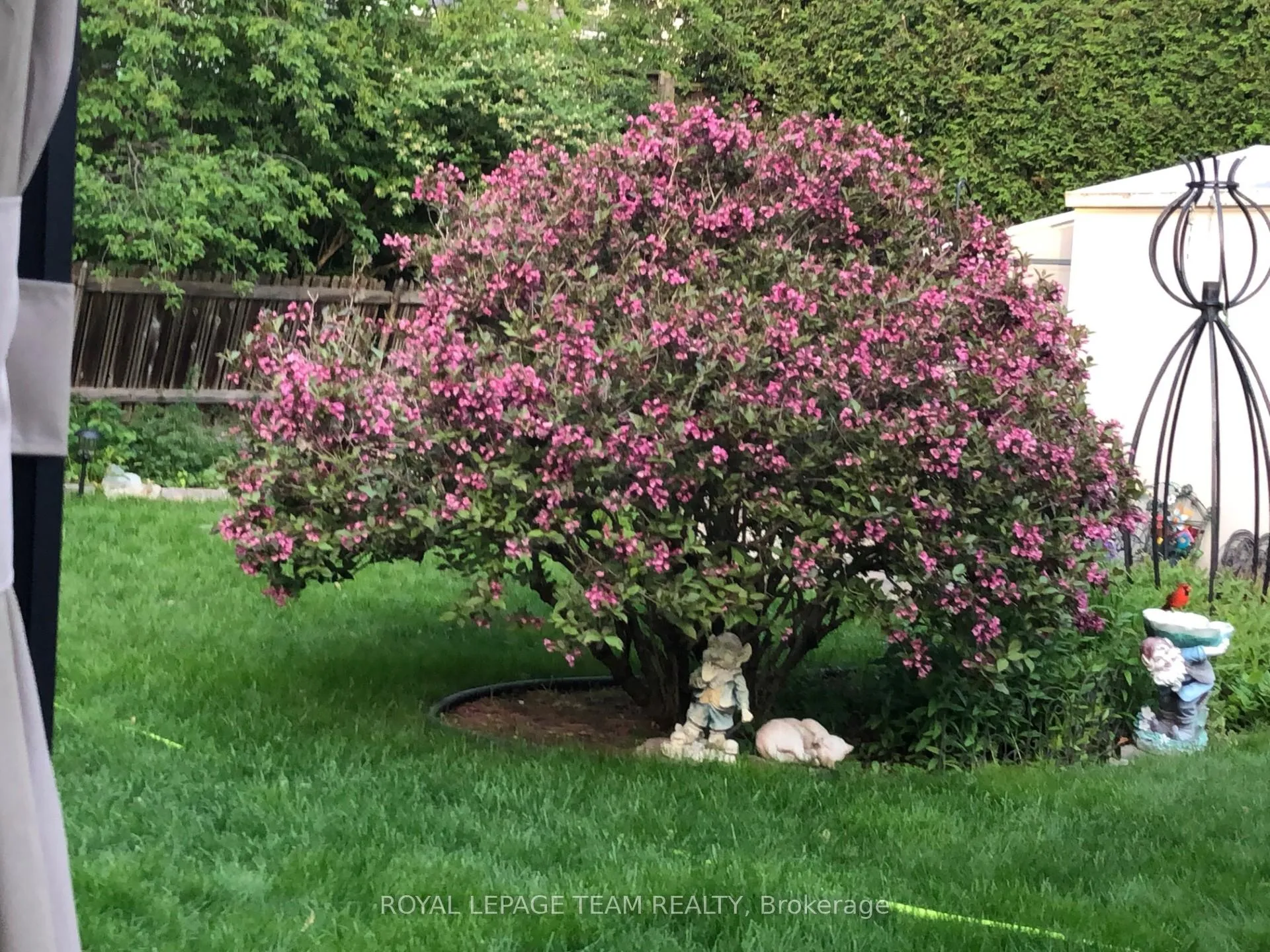 Photo 32 of 2368 Ogilvie Road, Ottawa, Beacon Hill North — HOMEH