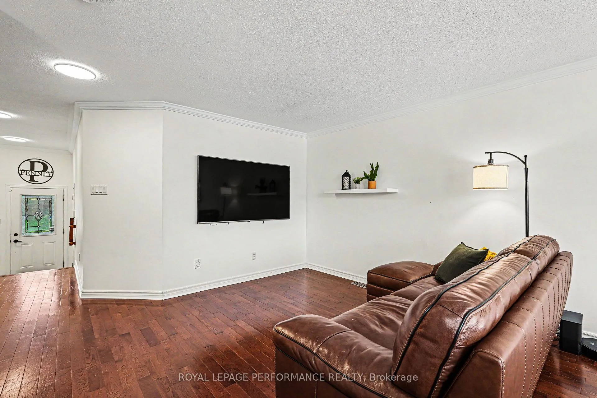 Photo 7 of 272 Branthaven Street, Ottawa, Avalon East — HOMEH
