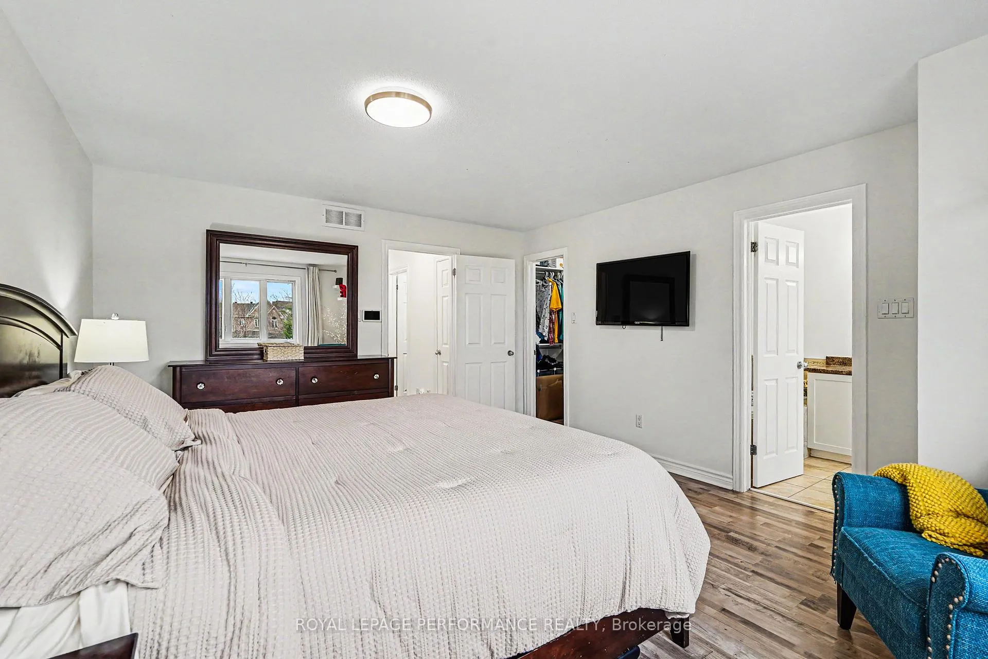 Photo 19 of 272 Branthaven Street, Ottawa, Avalon East — HOMEH