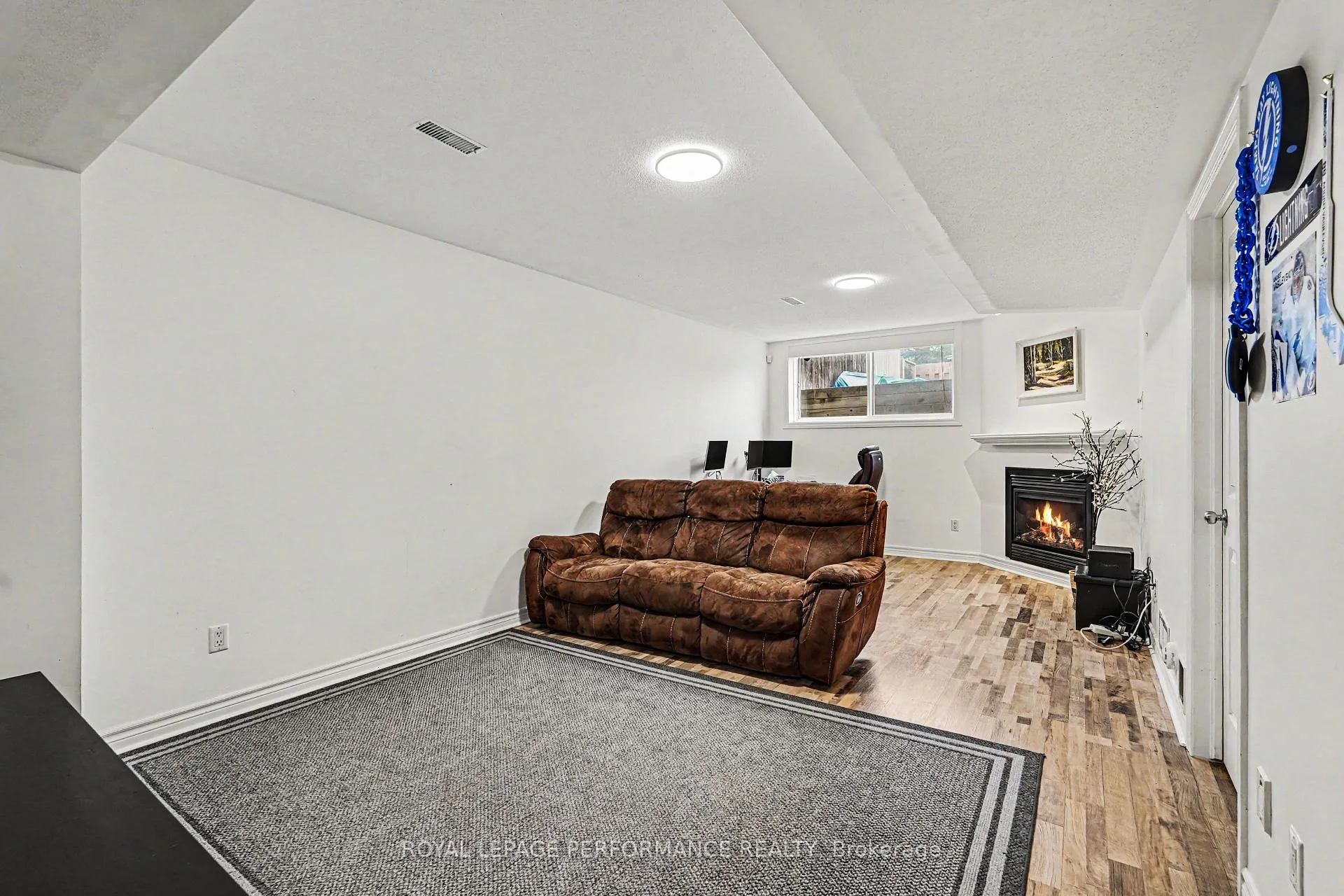 Photo 25 of 272 Branthaven Street, Ottawa, Avalon East — HOMEH