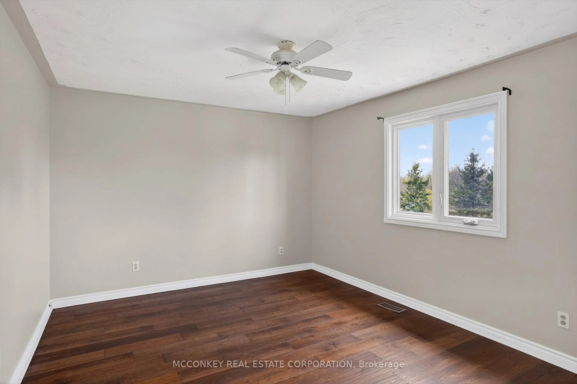 Photo 26 of 1814 Stratton Avenue, Peterborough, Otonabee Ward 1 — HOMEH