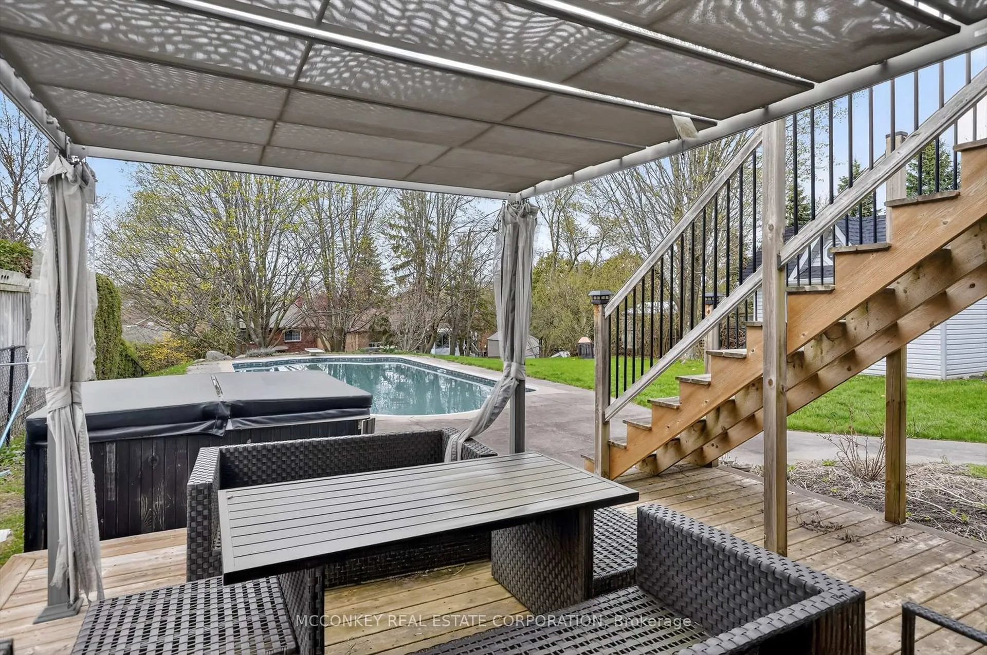 Photo 40 of 1814 Stratton Avenue, Peterborough, Otonabee Ward 1 — HOMEH