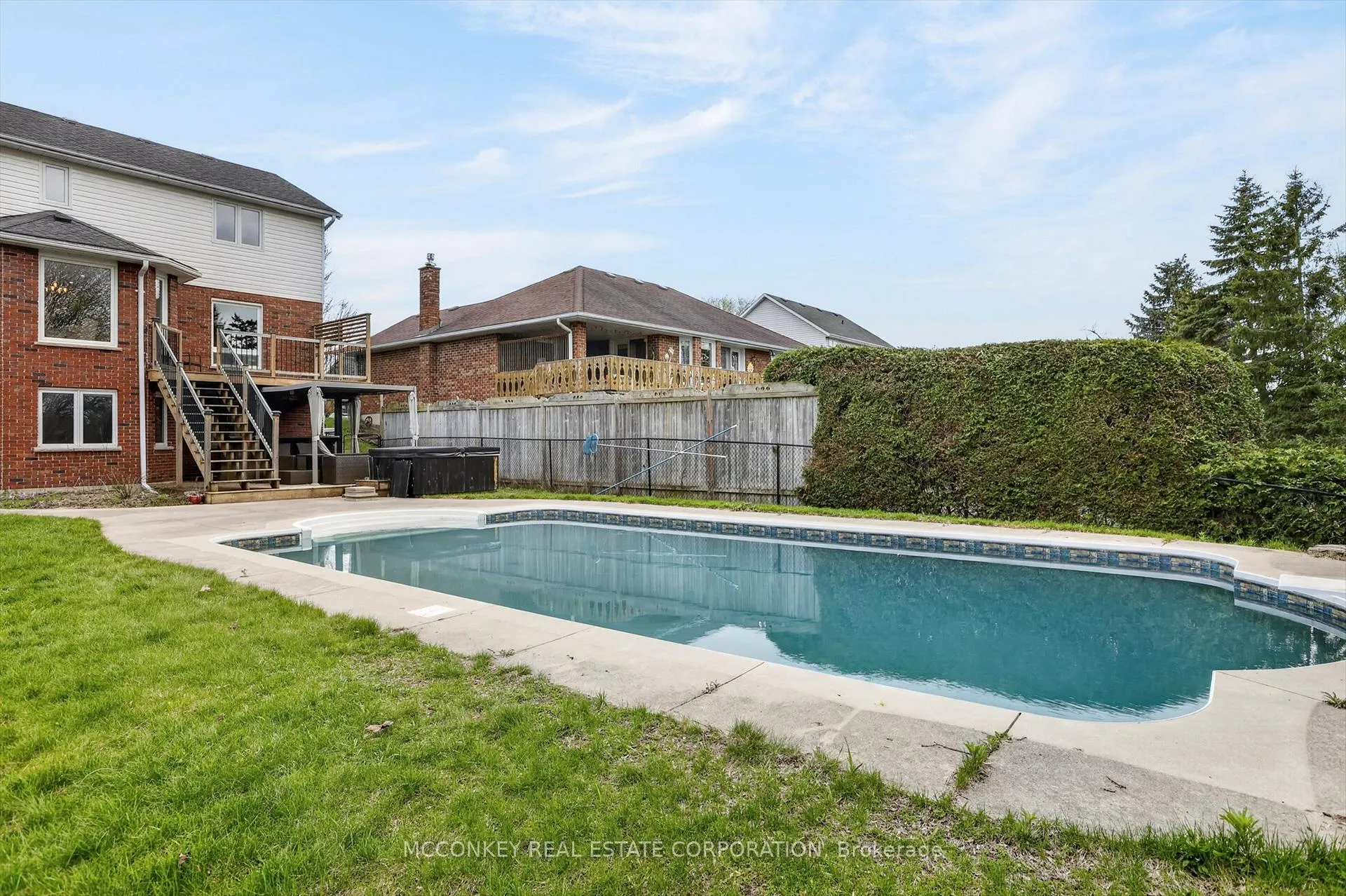 Photo 44 of 1814 Stratton Avenue, Peterborough, Otonabee Ward 1 — HOMEH