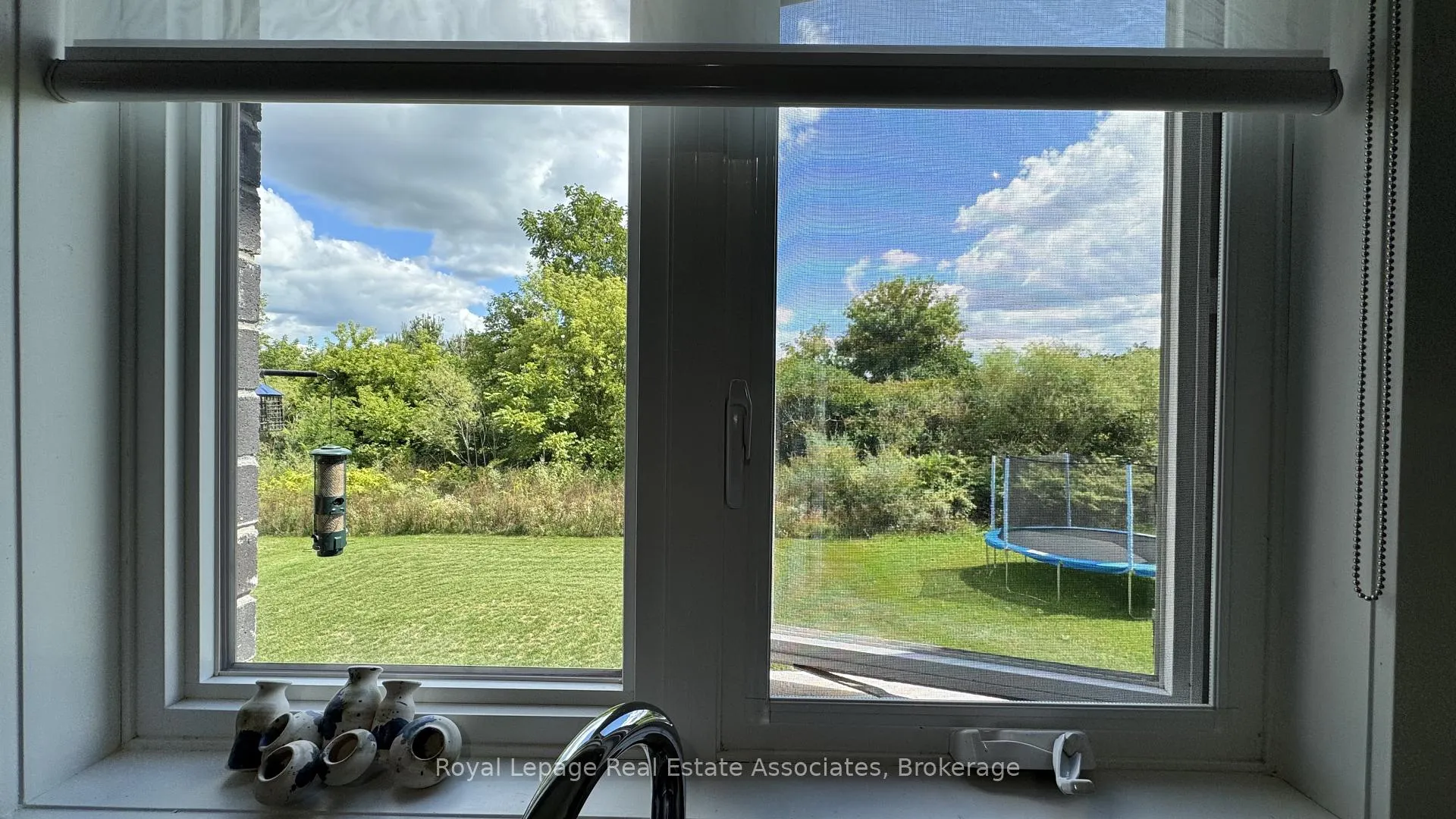 Photo 8 of 31 Butternut Drive, Norfolk, Simcoe — HOMEH