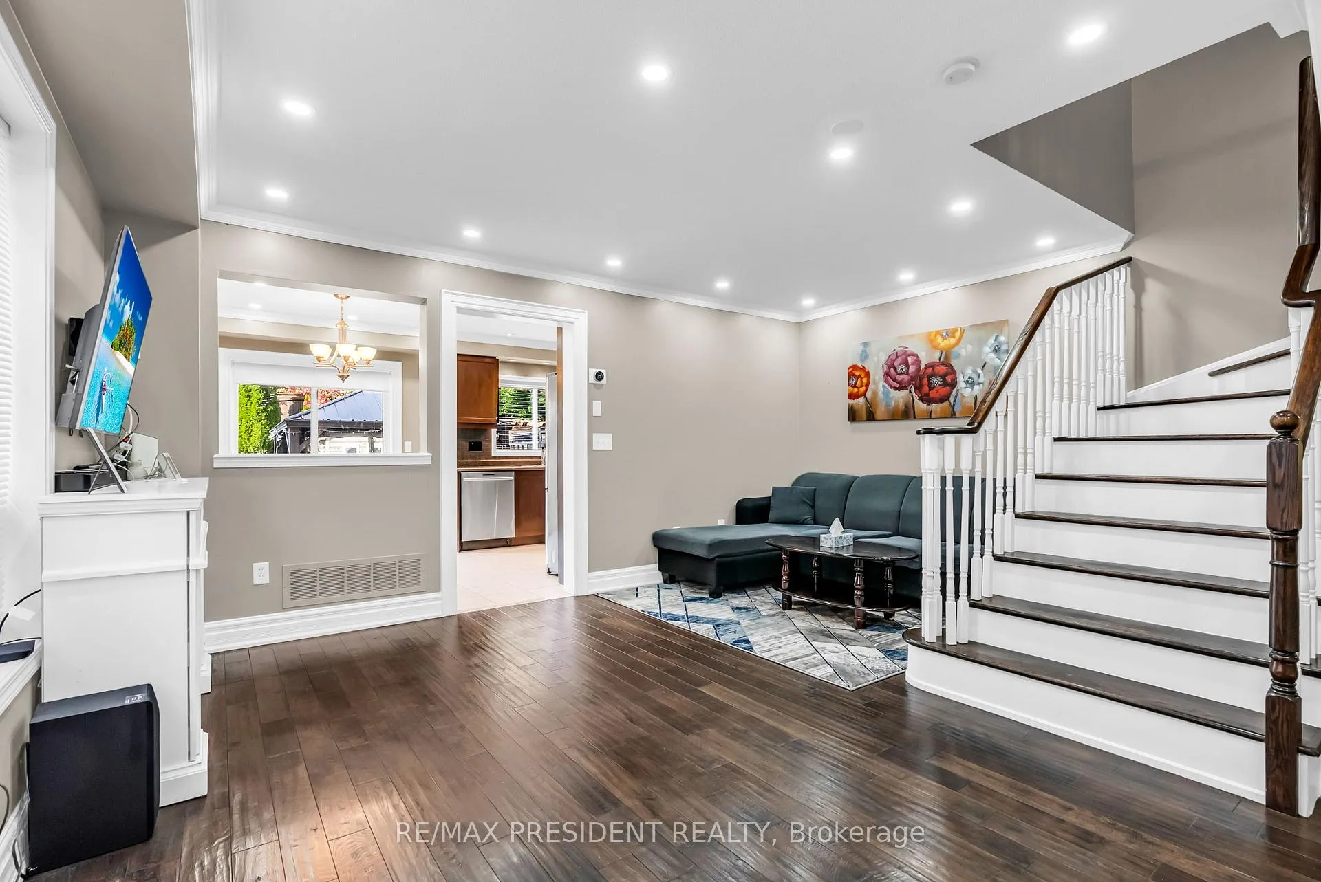 Photo 13 of 82 Tarquini Crescent, Caledon, Bolton West — HOMEH