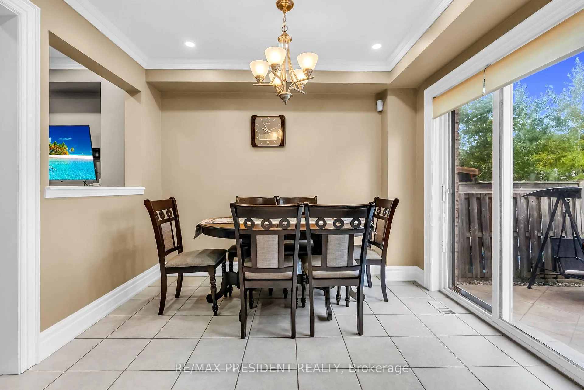 Photo 16 of 82 Tarquini Crescent, Caledon, Bolton West — HOMEH