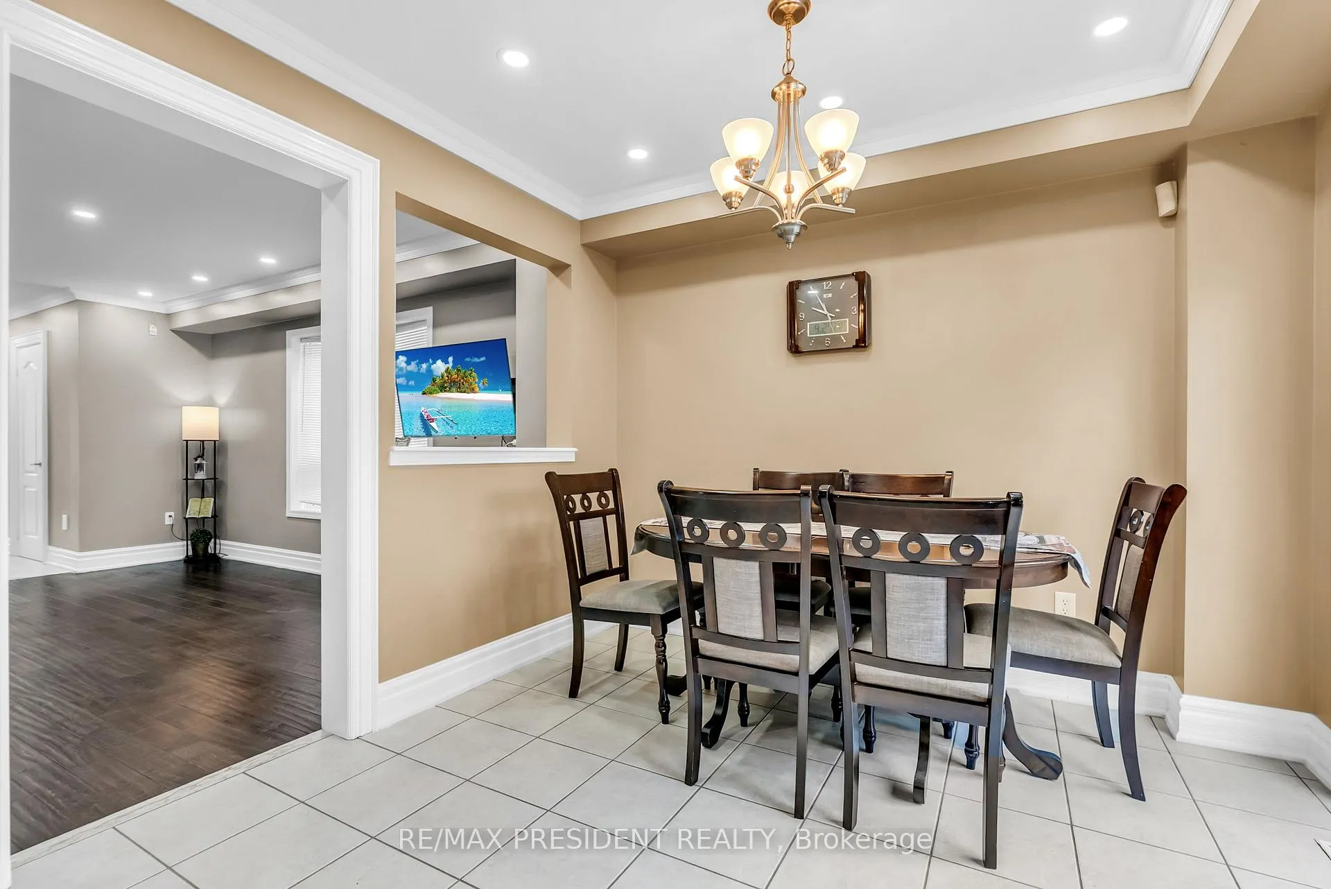 Photo 17 of 82 Tarquini Crescent, Caledon, Bolton West — HOMEH