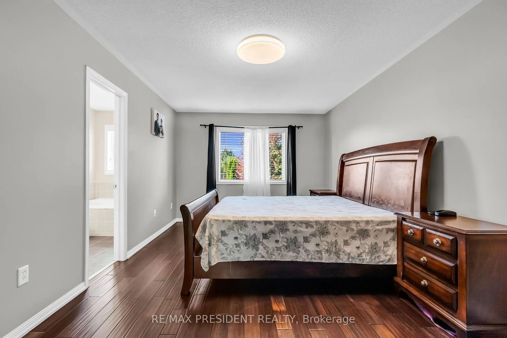 Photo 25 of 82 Tarquini Crescent, Caledon, Bolton West — HOMEH