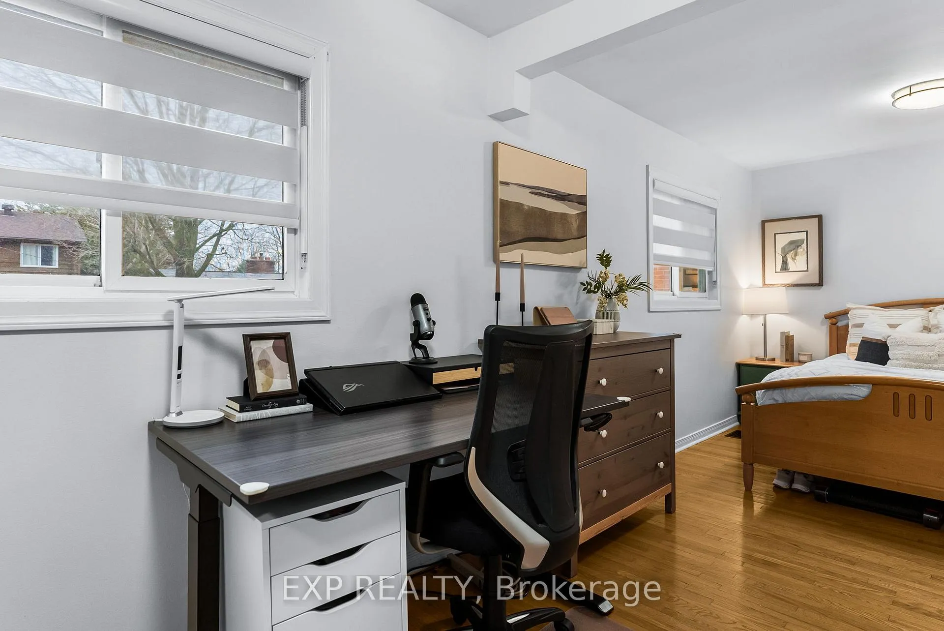 Photo 14 of 16 Lorne Street, Georgina, Sutton & Jackson's Point — HOMEH
