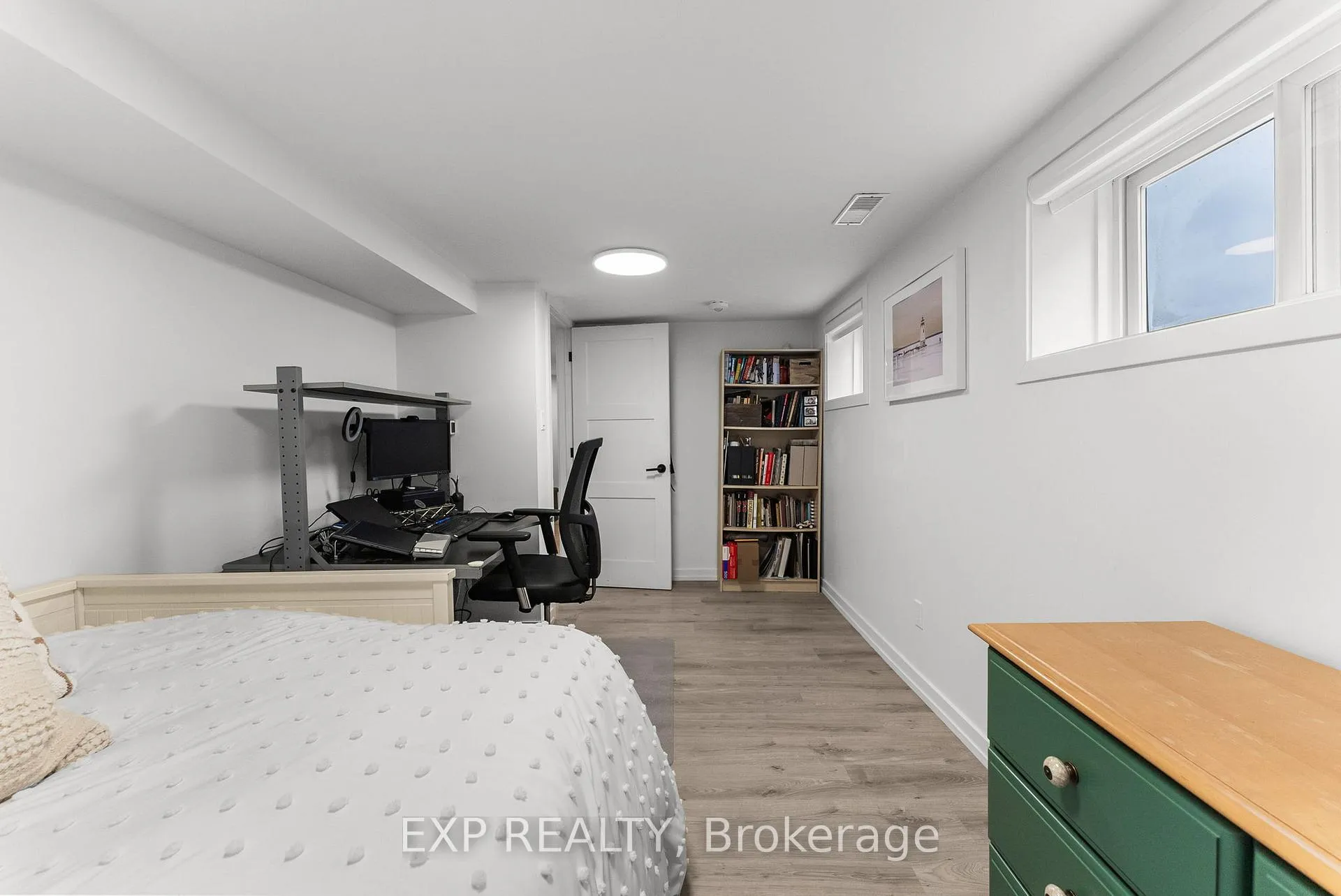 Photo 33 of 16 Lorne Street, Georgina, Sutton & Jackson's Point — HOMEH
