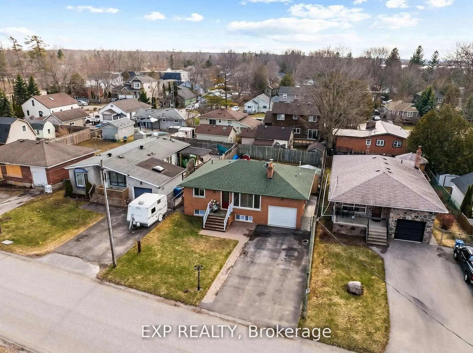 Photo 39 of 16 Lorne Street, Georgina, Sutton & Jackson's Point — HOMEH