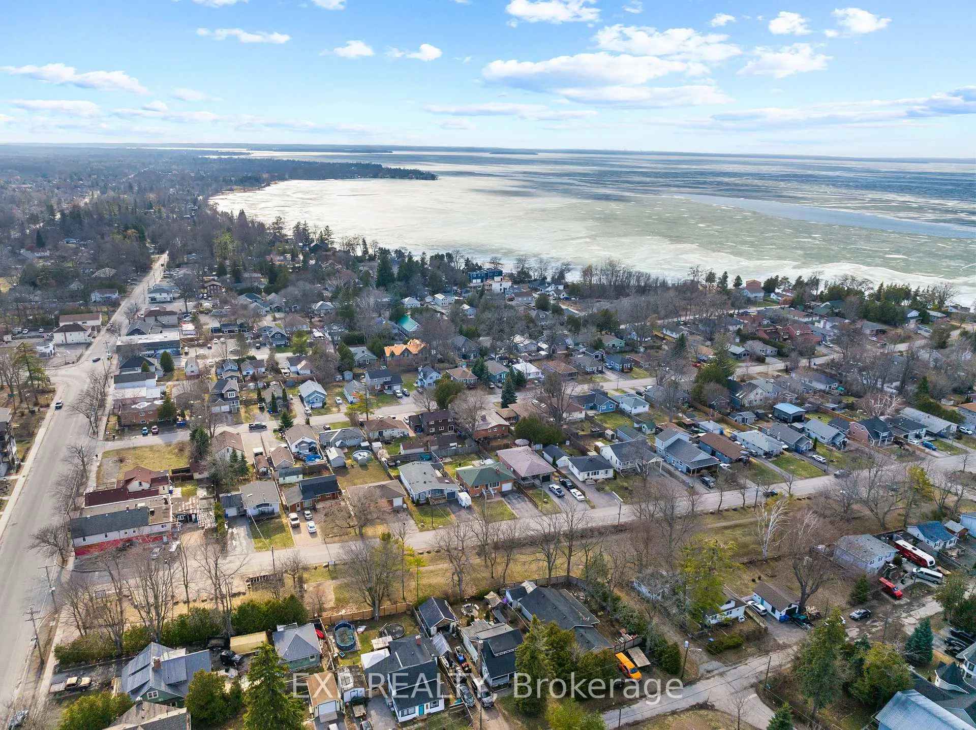 Photo 42 of 16 Lorne Street, Georgina, Sutton & Jackson's Point — HOMEH