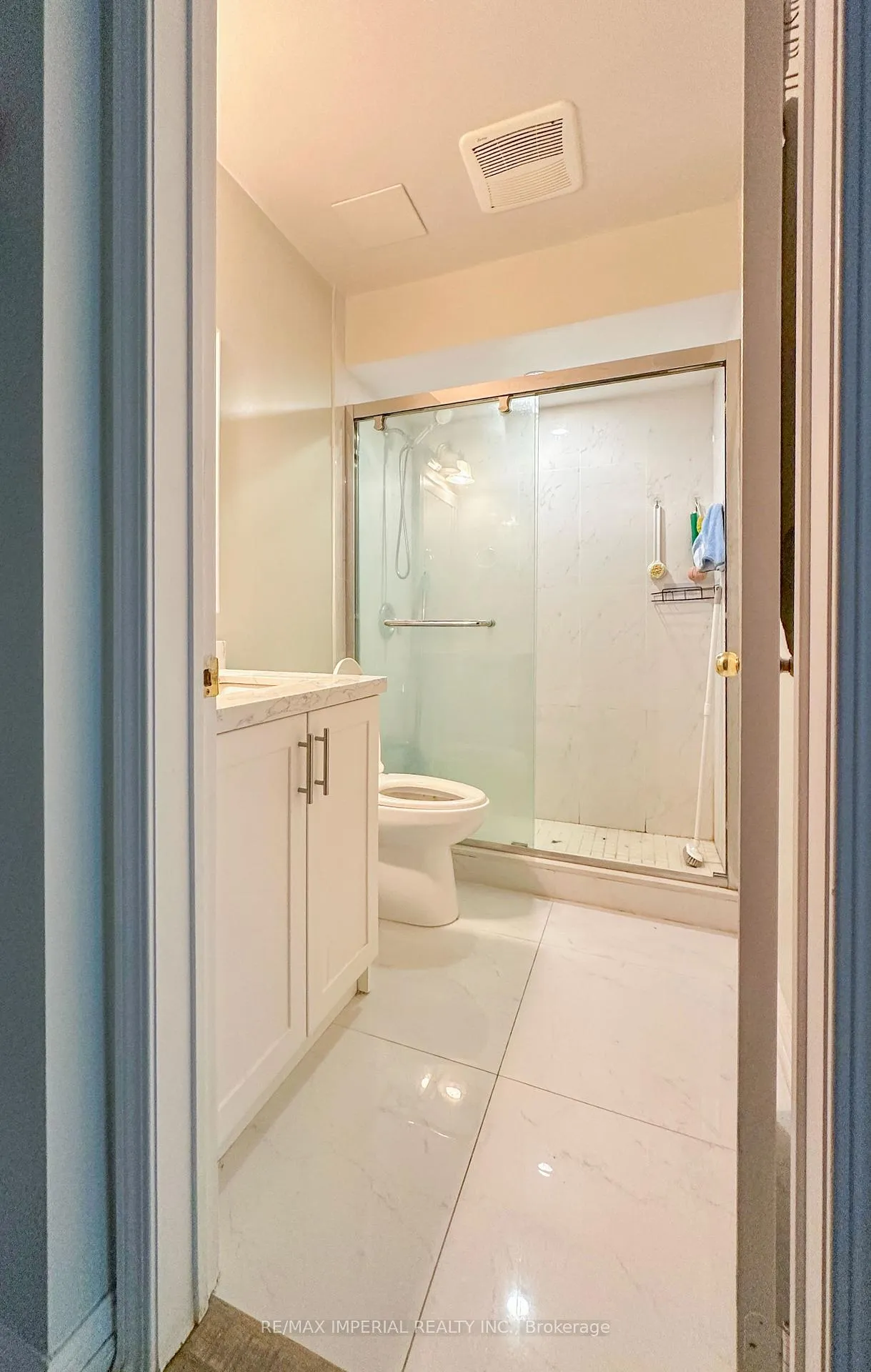 Photo 13 of Unit #3, 16 Cox Boulevard, Markham, Unionville — HOMEH