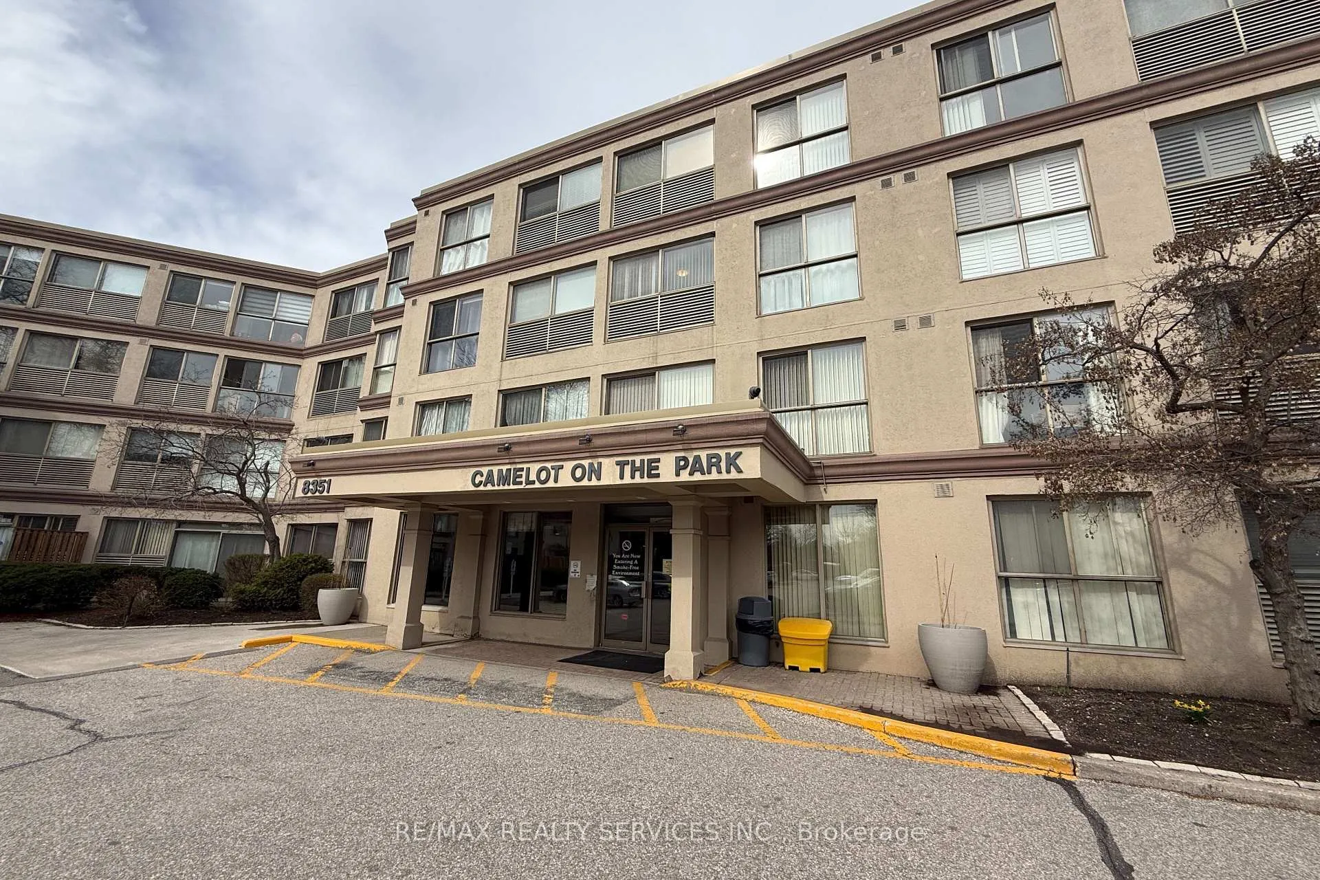 Front of Unit 223, 8351 Mclaughlin Road S