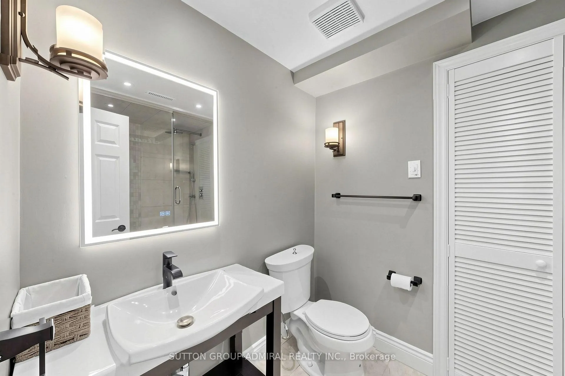 Photo 38 of 2 Gilbert Drive, Aurora, Aurora Estates — HOMEH