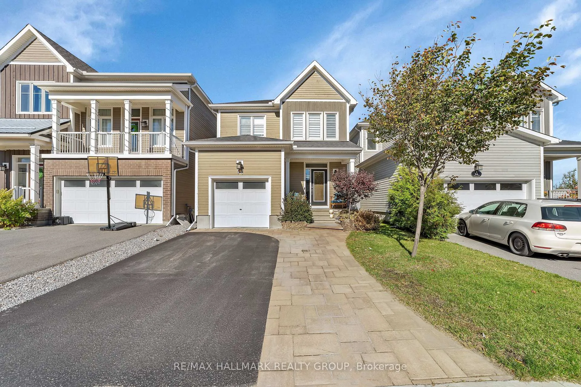 Photo 1 of 96 Cantle Crescent, Ottawa, Goulbourn Twp From Franktown Rd/South To Rideau — HOMEH