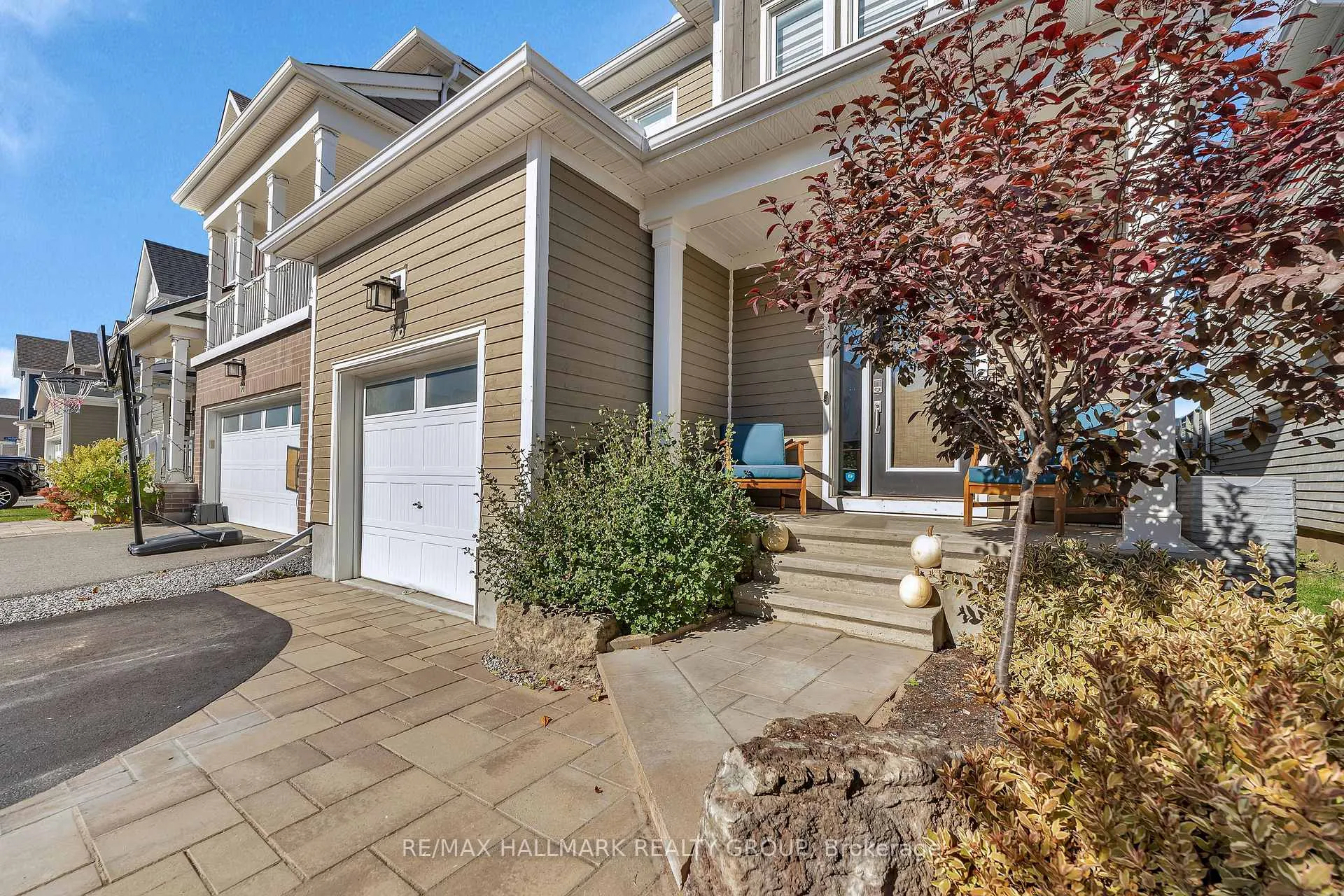 Photo 26 of 96 Cantle Crescent, Ottawa, Goulbourn Twp From Franktown Rd/South To Rideau — HOMEH