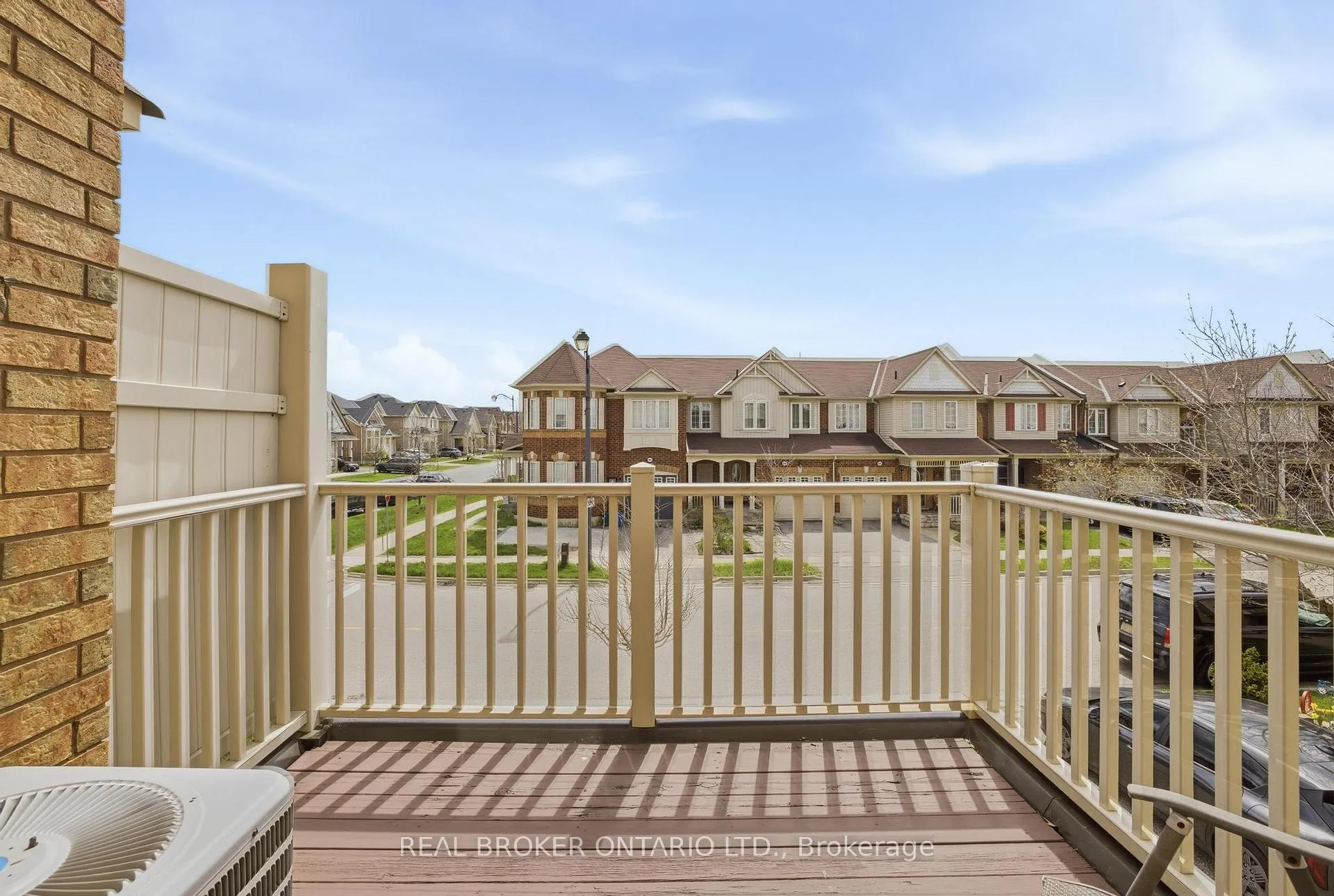 Photo 14 of 806 Shortreed Crescent, Milton, Coates — HOMEH