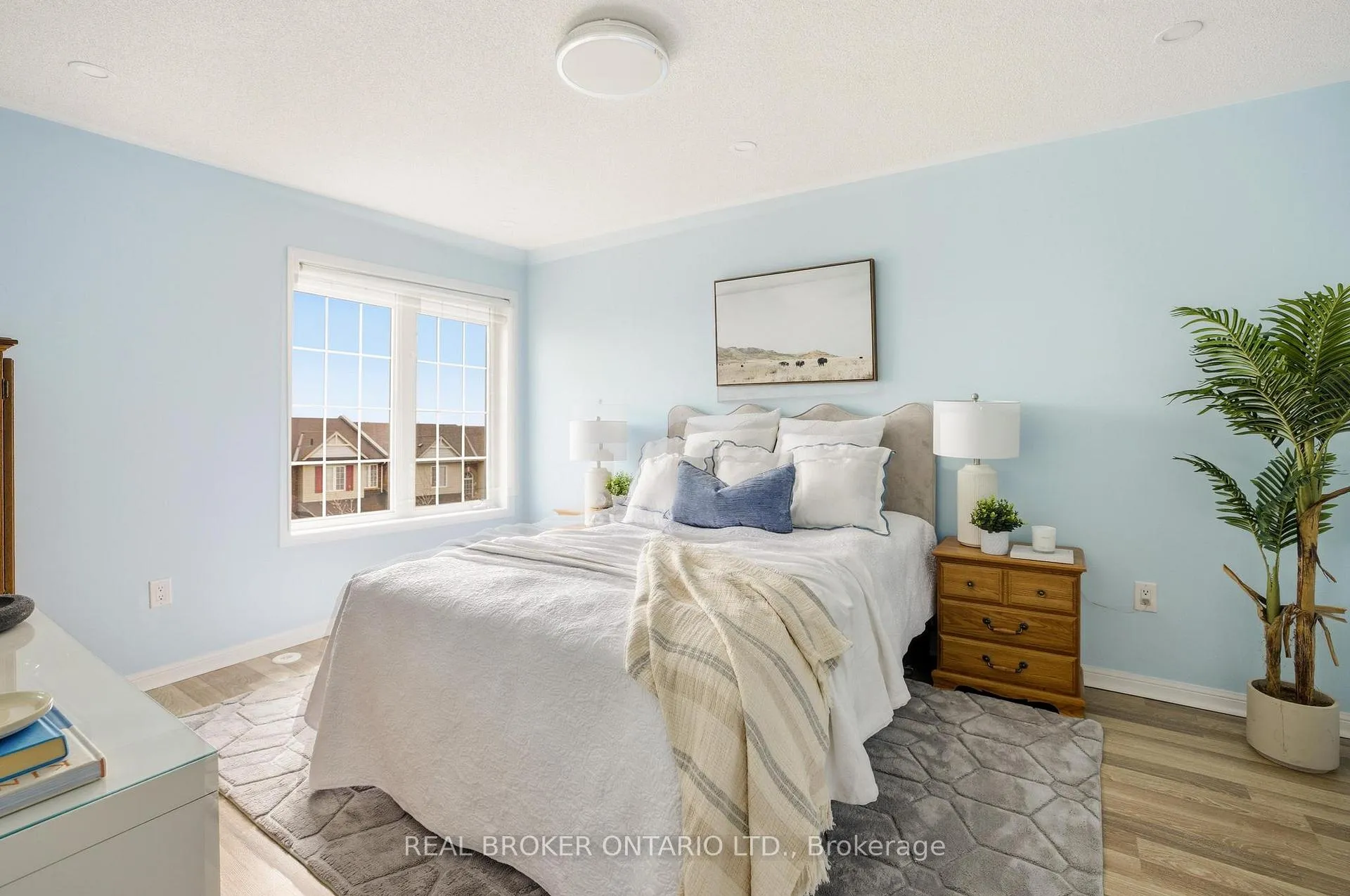 Photo 21 of 806 Shortreed Crescent, Milton, Coates — HOMEH
