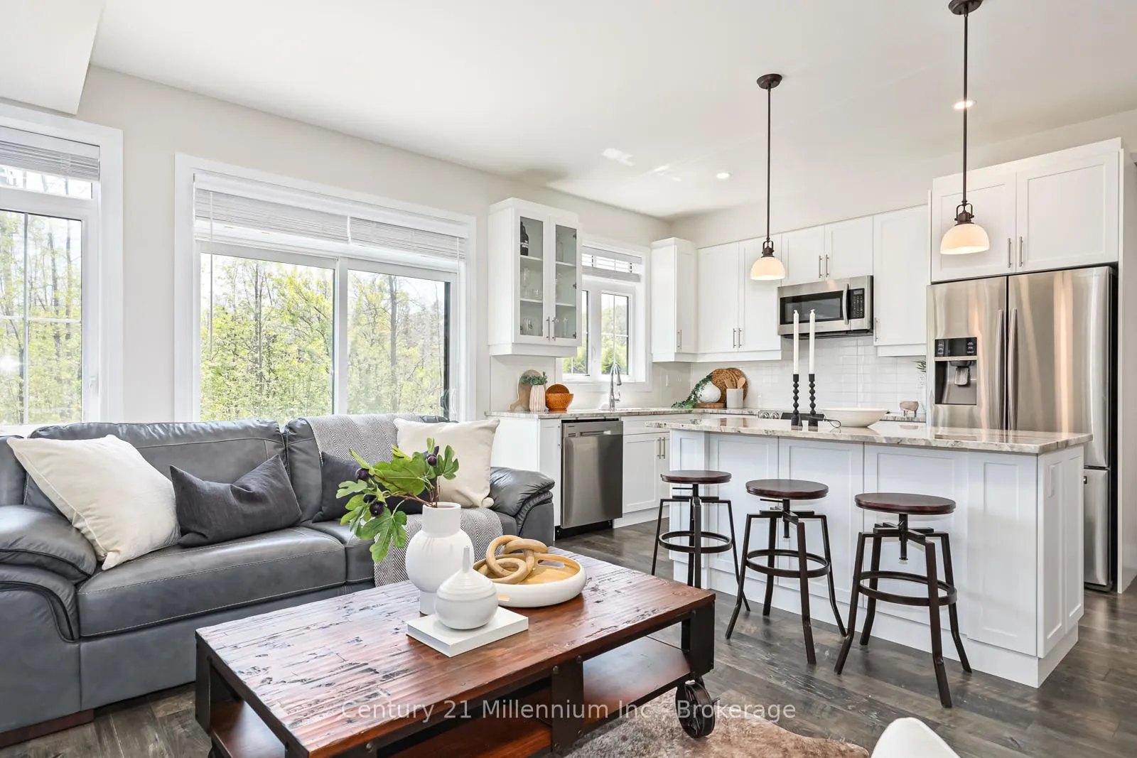 Photo 15 of 168 Yellow Birch Crescent, Blue Mountains — HOMEH