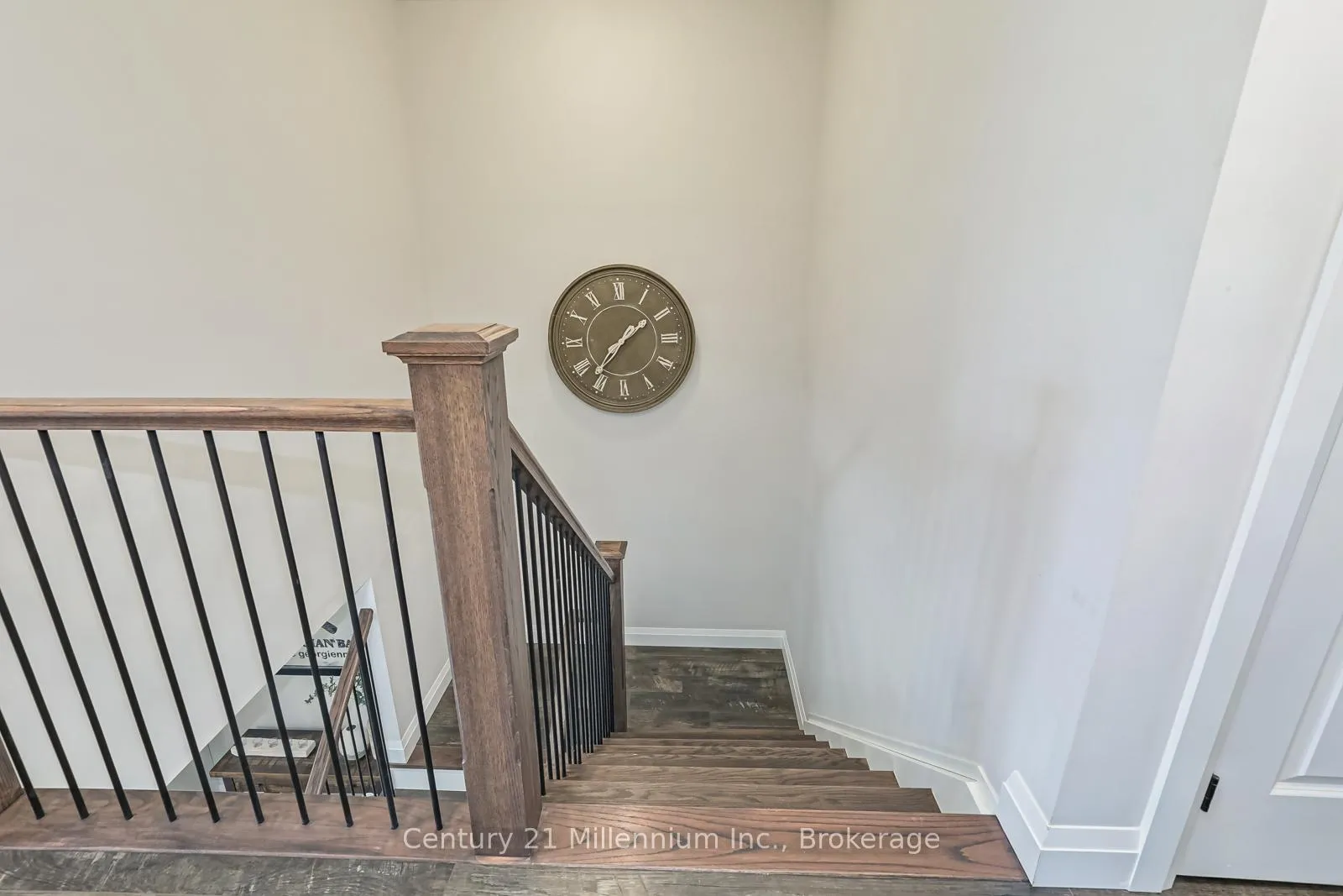 Photo 18 of 168 Yellow Birch Crescent, Blue Mountains — HOMEH