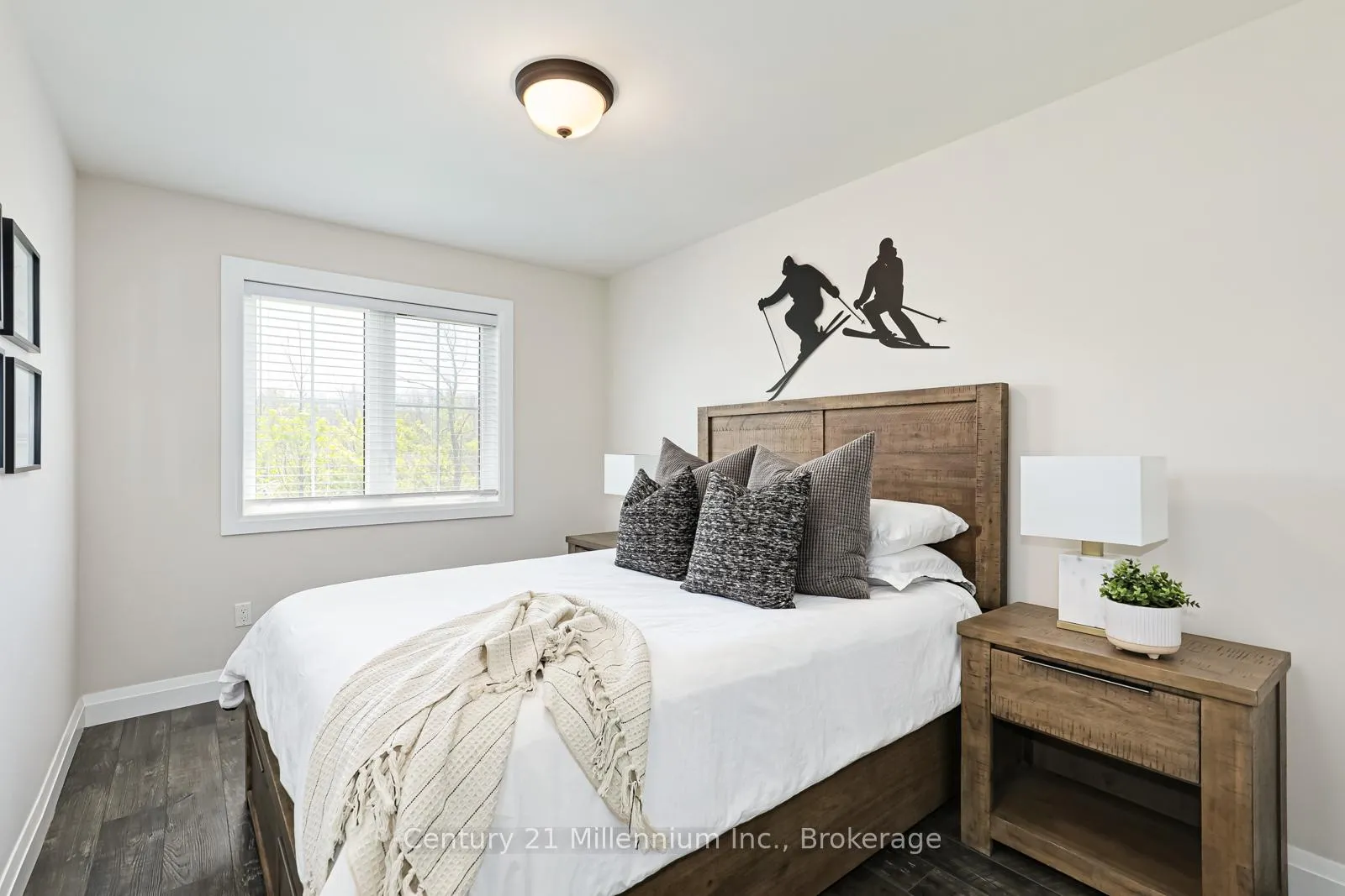 Photo 25 of 168 Yellow Birch Crescent, Blue Mountains — HOMEH
