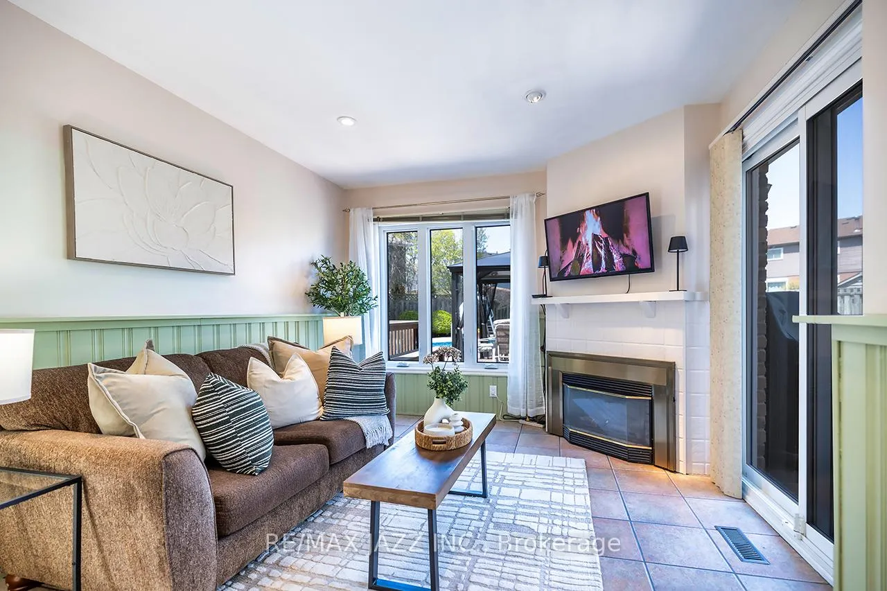 Photo 12 of 1716 Minstrel Manor, Pickering, Amberlea — HOMEH