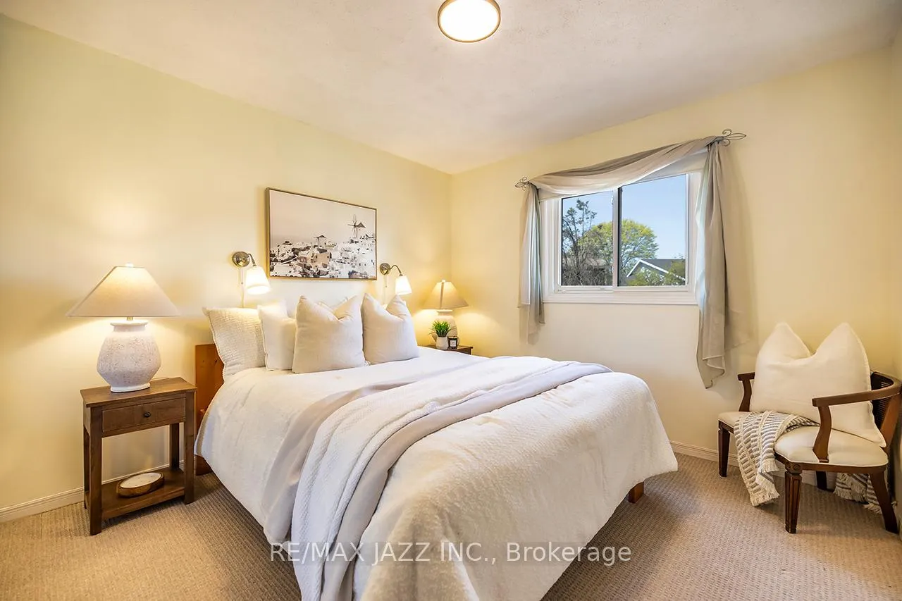 Photo 29 of 1716 Minstrel Manor, Pickering, Amberlea — HOMEH